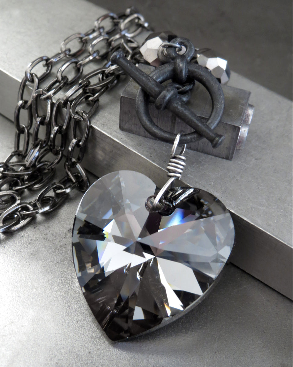 ☆人気【SWAROVSKI】☆Teddy Heart Black Necklace☆ネックレ.ス N-black-heart-pendant-necklace