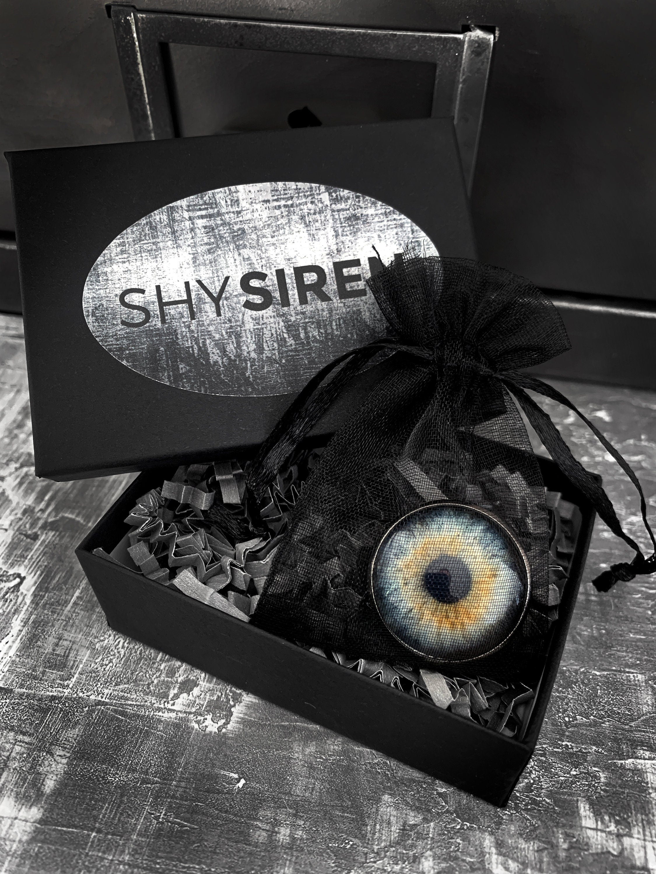 Blue Eyeball Ring w Brown Flecks - 2 Sizes - Realistic Eye Ring, Evil Eye Ring, Adjustable Black Ring Band - Goth Halloween Gift for Teen