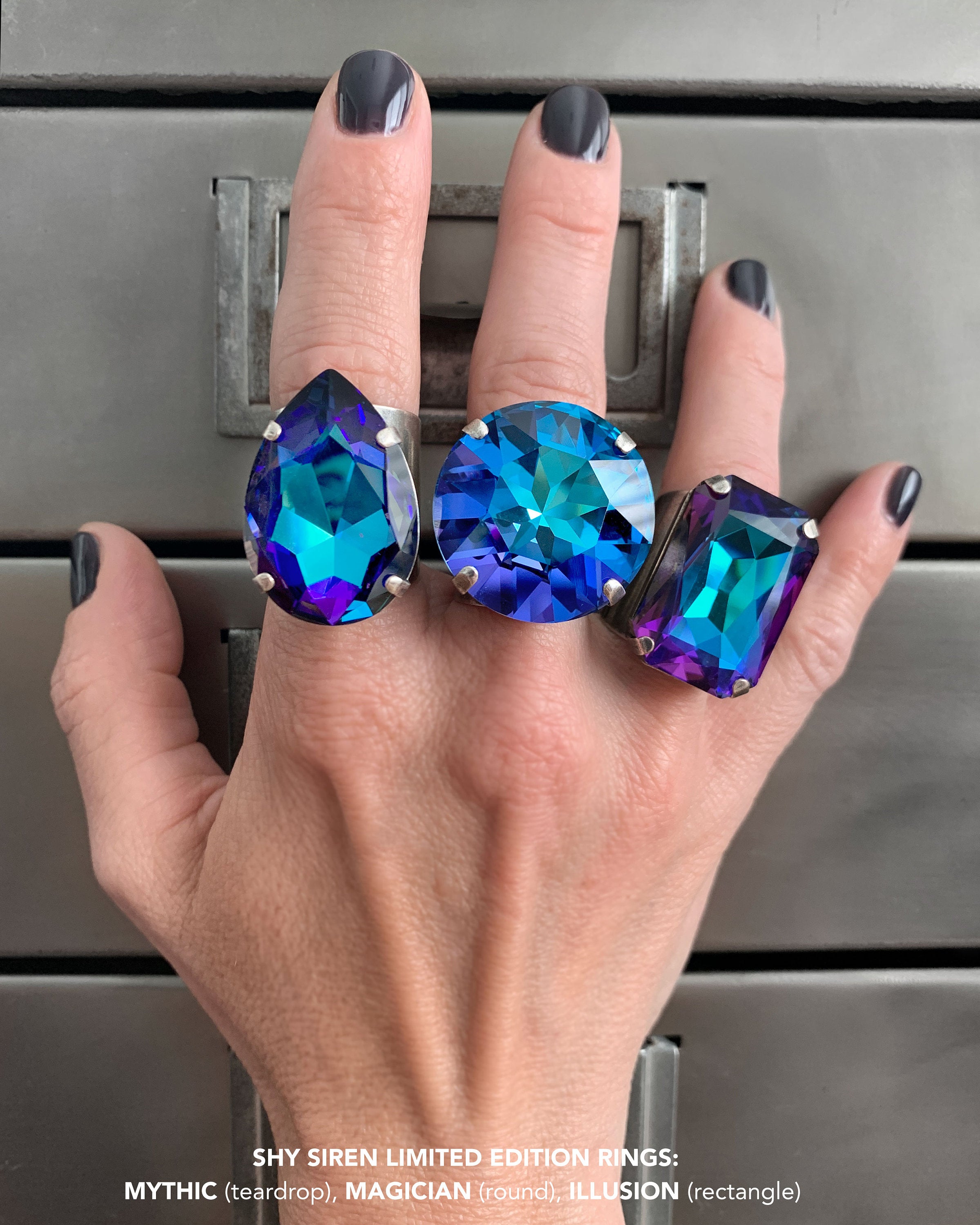 MAGICIAN - Large Round Swarovski Crystal Ring in Aqua, Cobalt Blue, Purple - Swarovski Heliotrope Crystal Ring, Drag Queen Ring, Unisex Size