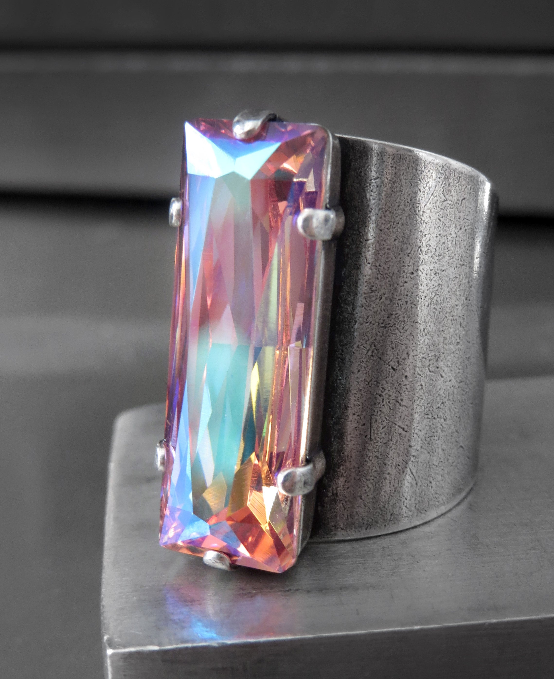FASCINATION - Limited Edition! Cosmic Pink Crystal Ring