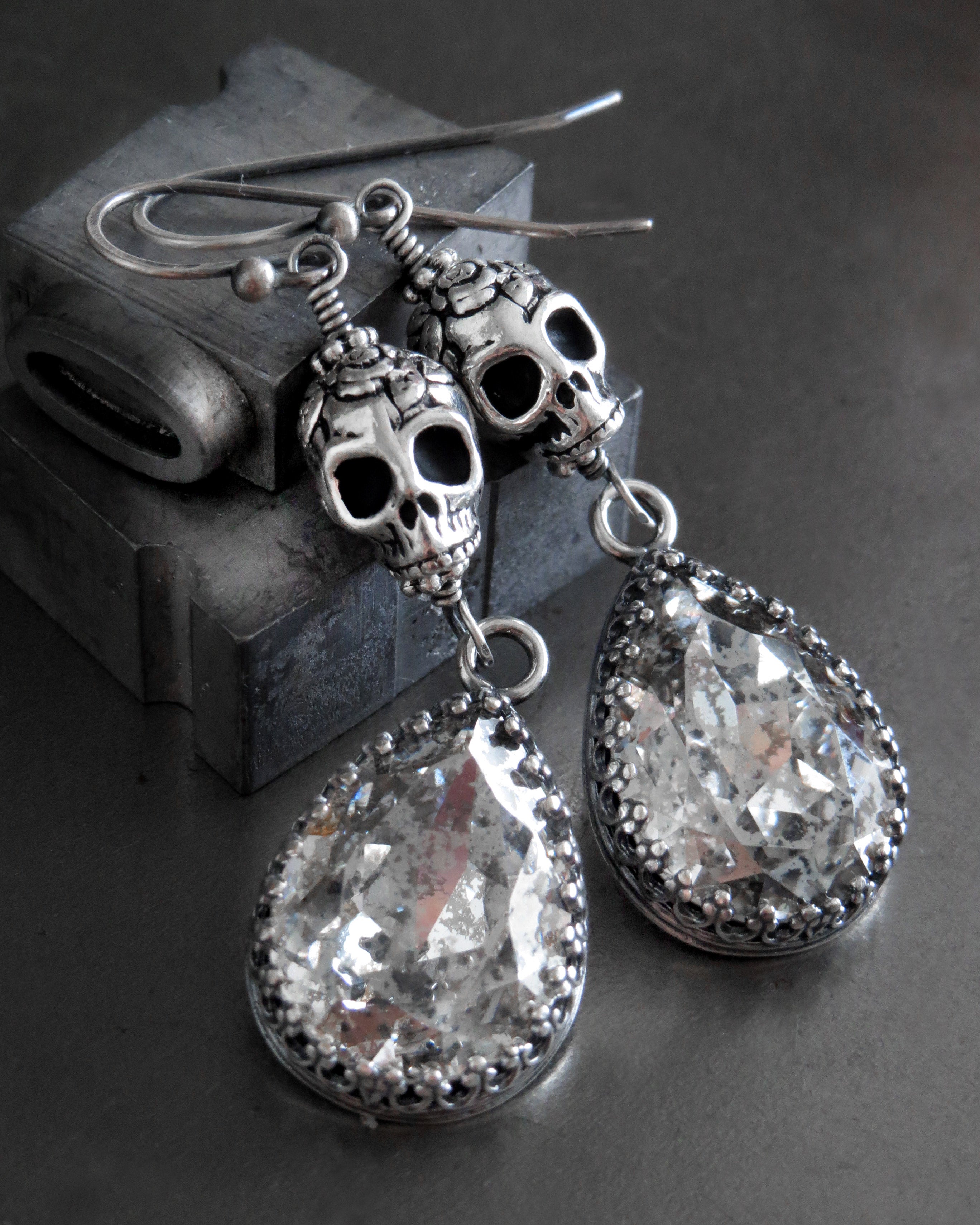 Gothic Silver Skull Earrings with Teardrop Patina Crystals 