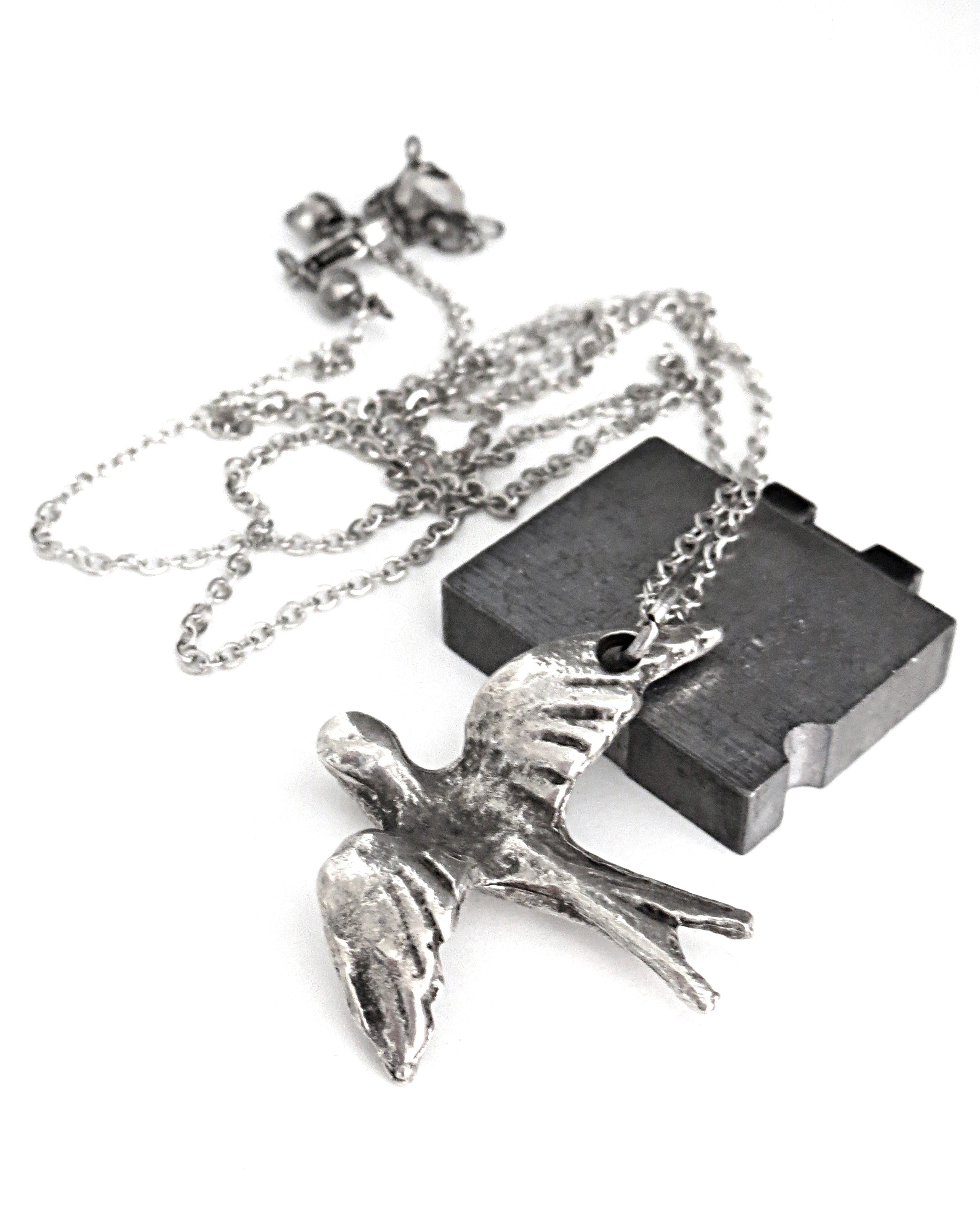 FREE BIRD - Silver Bird Necklace