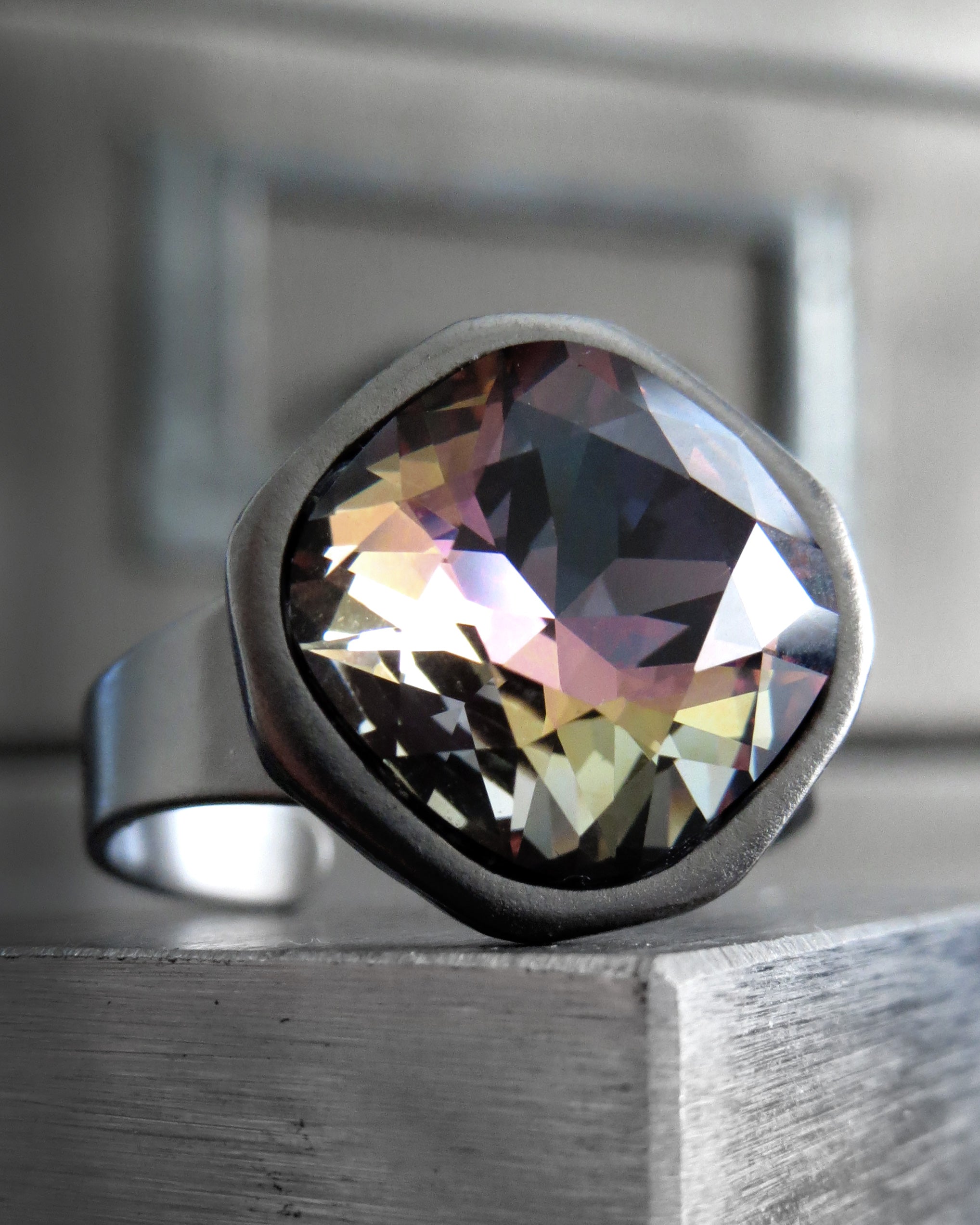 MIDNIGHT in the ROSE GARDEN - Multicolor Dark Grey Crystal Ring