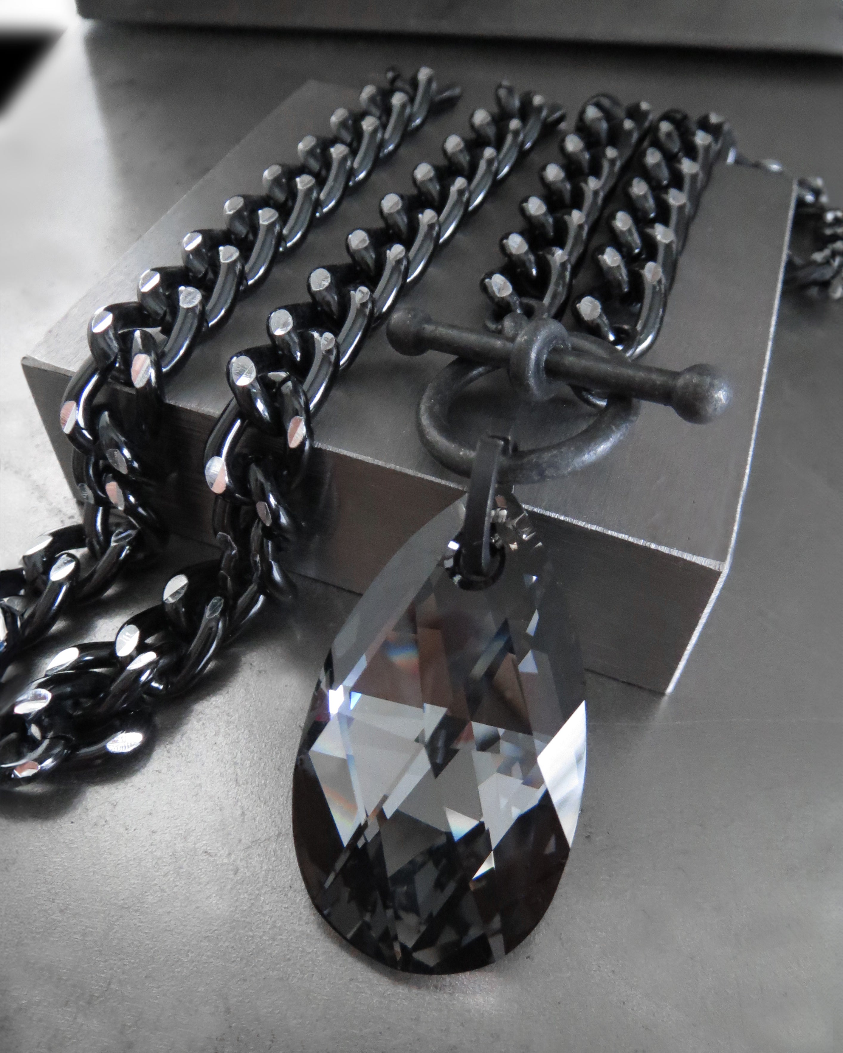 VIBE V4 - Two Sided Silver + Black Teardrop Crystal Necklace with Thick Chain