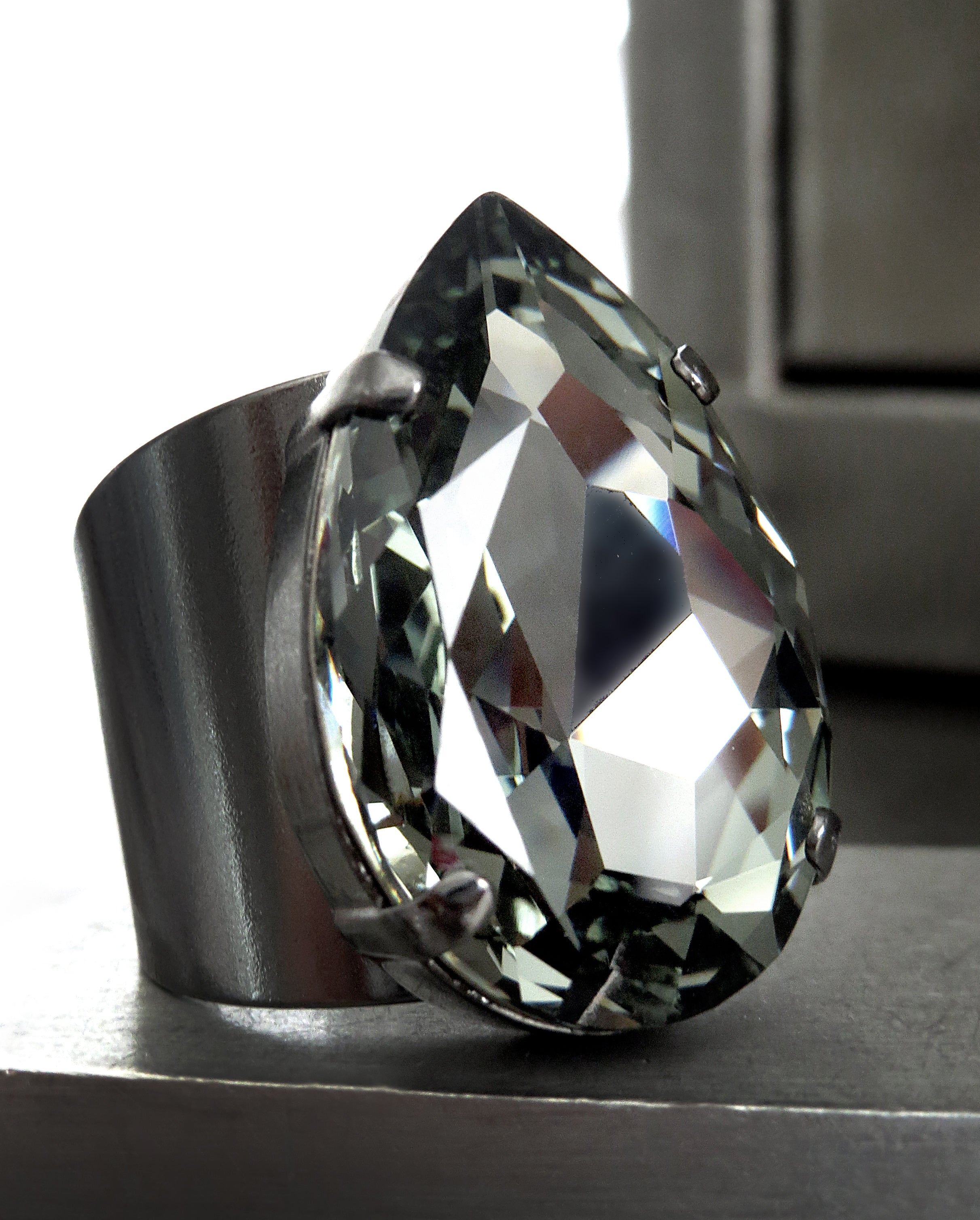 NIGHTFALL - Large Teardrop Black Diamond Crystal Ring