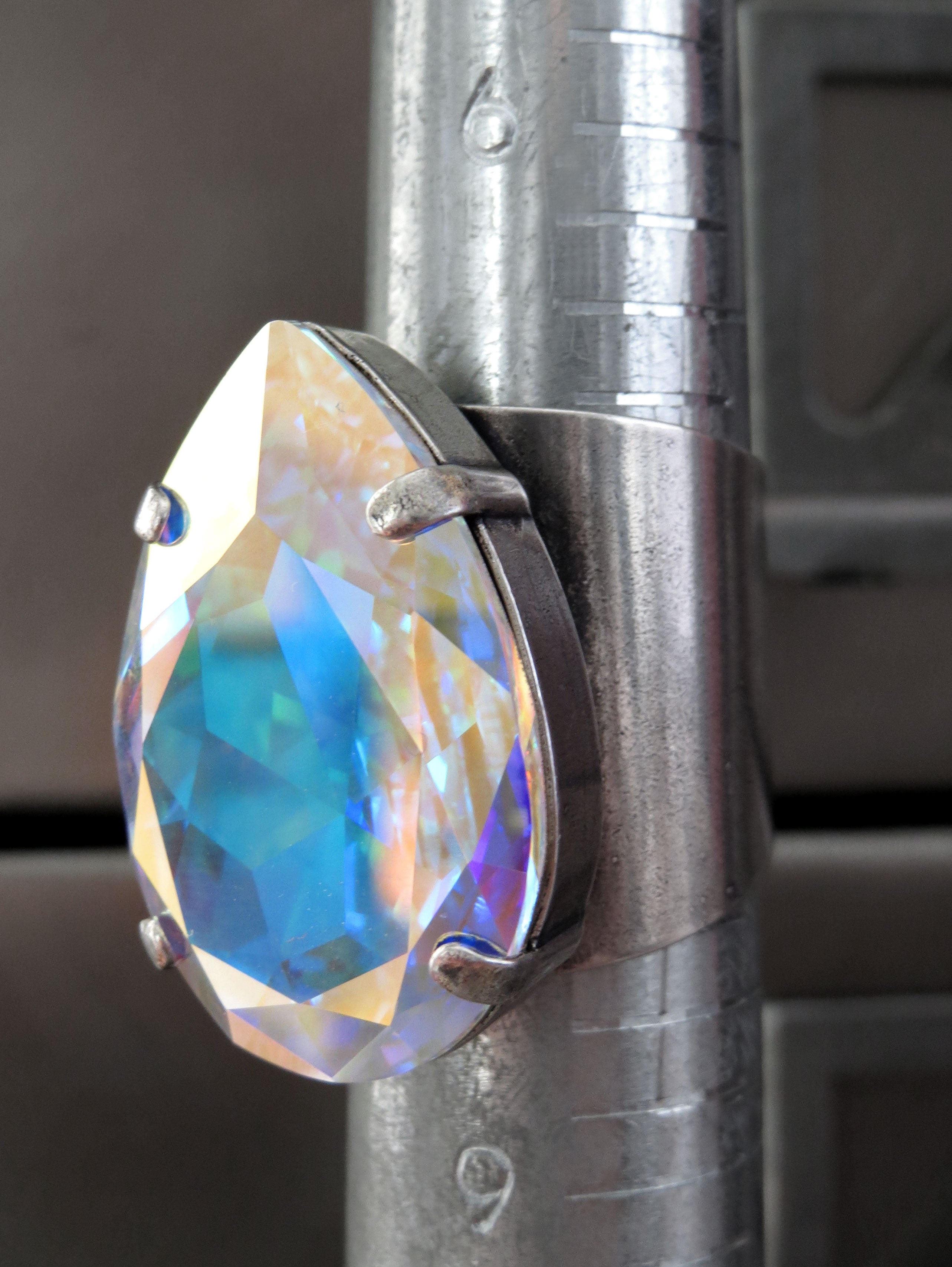 MESMERIZE - Large Shimmer Teardrop Crystal Ring