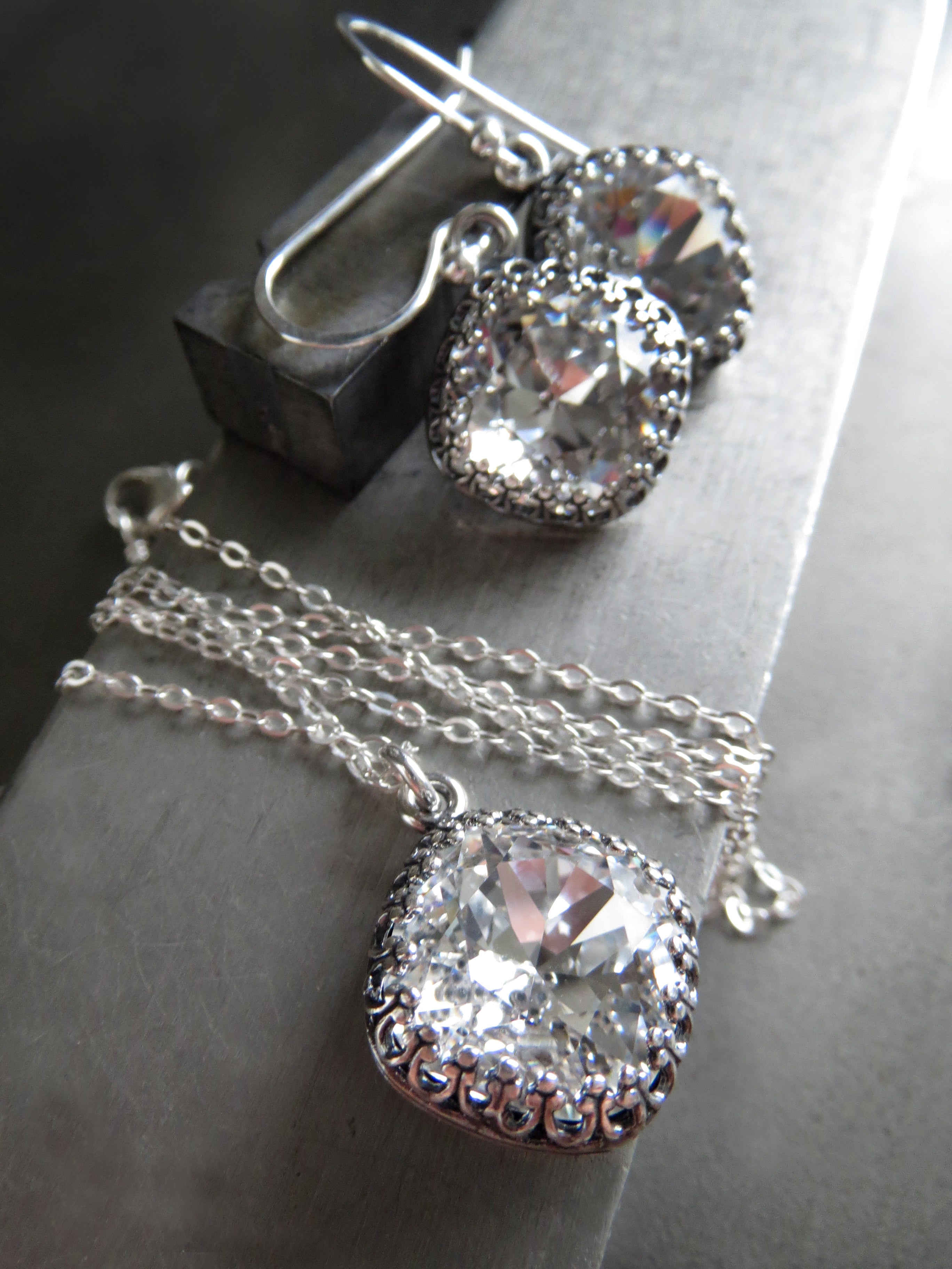 FOREVER - Vintage Style Clear Crystal Earrings with Crown Bezels