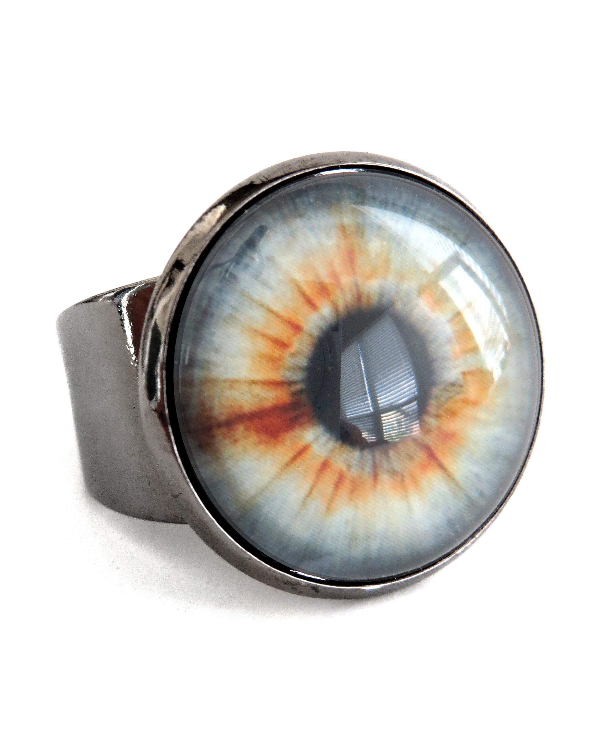 Goth Halloween Eyeball Ring with Realistic Amber Fleck Eye - Grey/Pale Blue