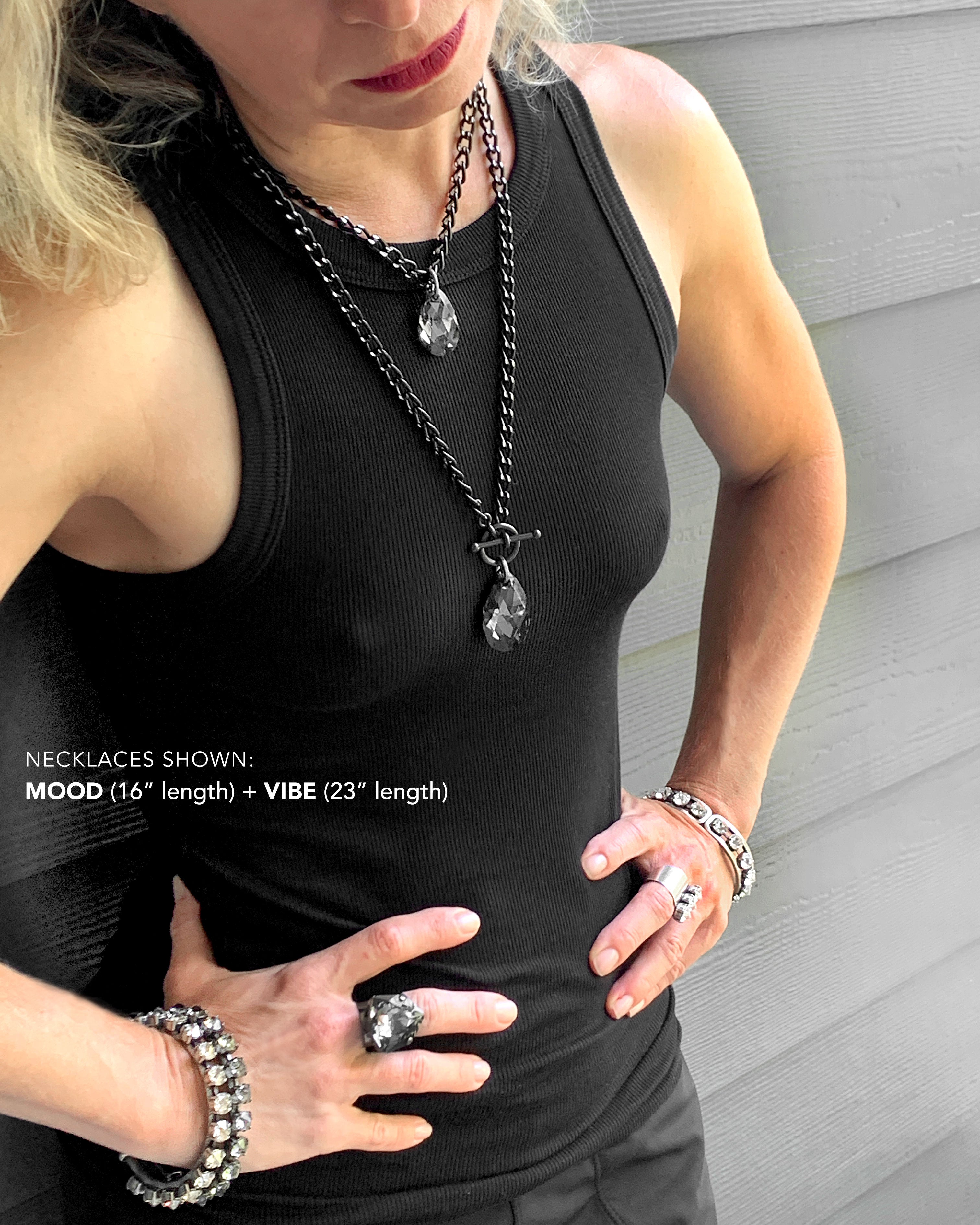 MOOD V2 - Black Night Crystal Teardrop Necklace with Diamond-Cut Chain