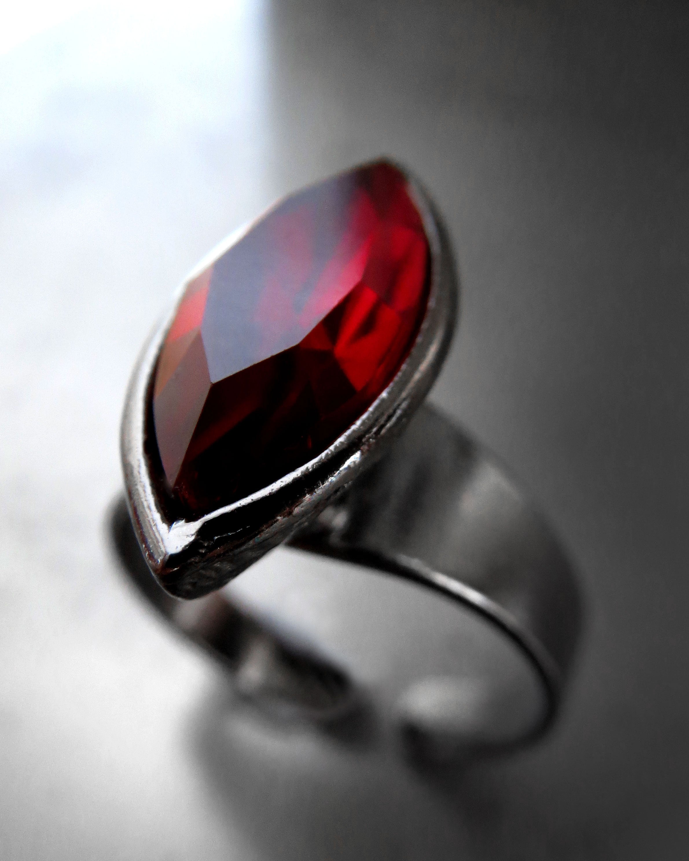 DROP of BLOOD - Gothic Deep Red Crystal Ring