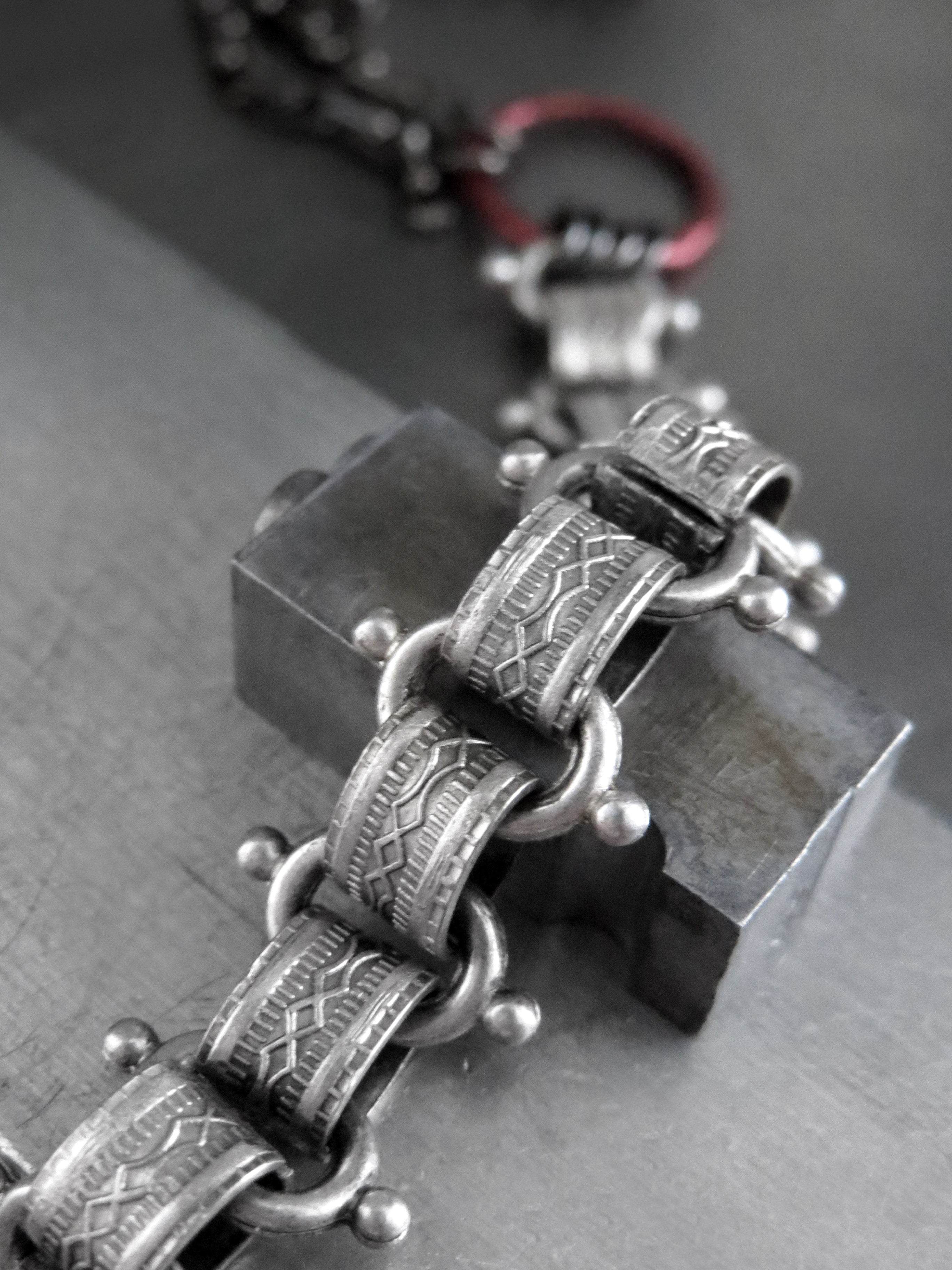 VICTORY - Long Y Necklace with Large Gunmetal Spike with Vintage Style Chain