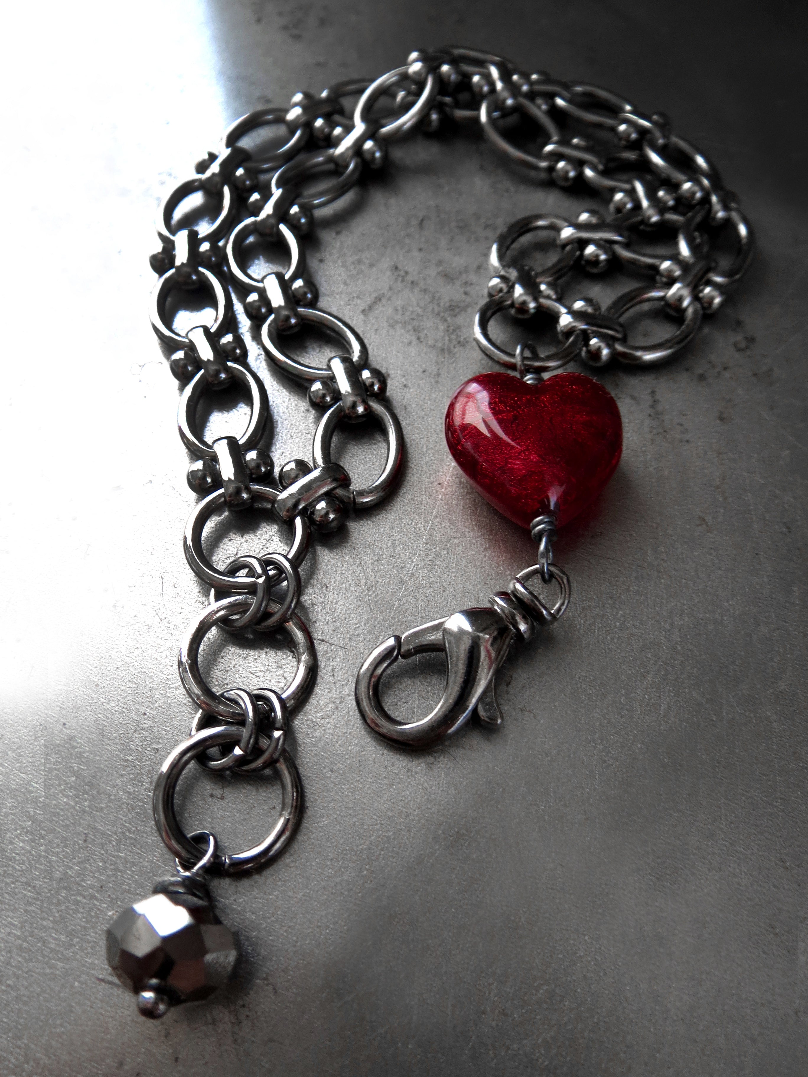 REMINDER - Gothic Deep Red Heart Bracelet with Black Gunmetal Chain