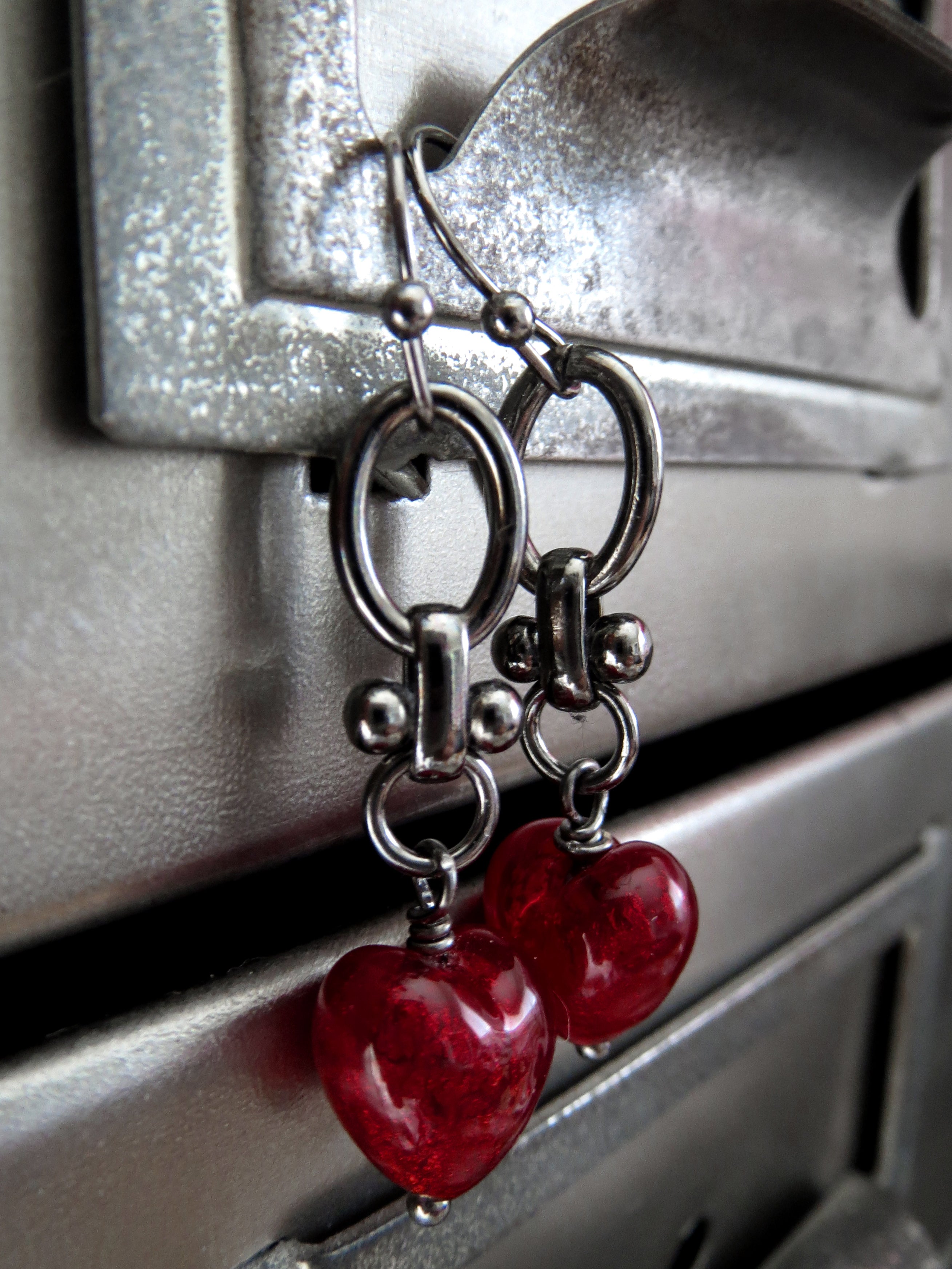ENRAPTURED - Goth Red Heart Earrings with Black Chain
