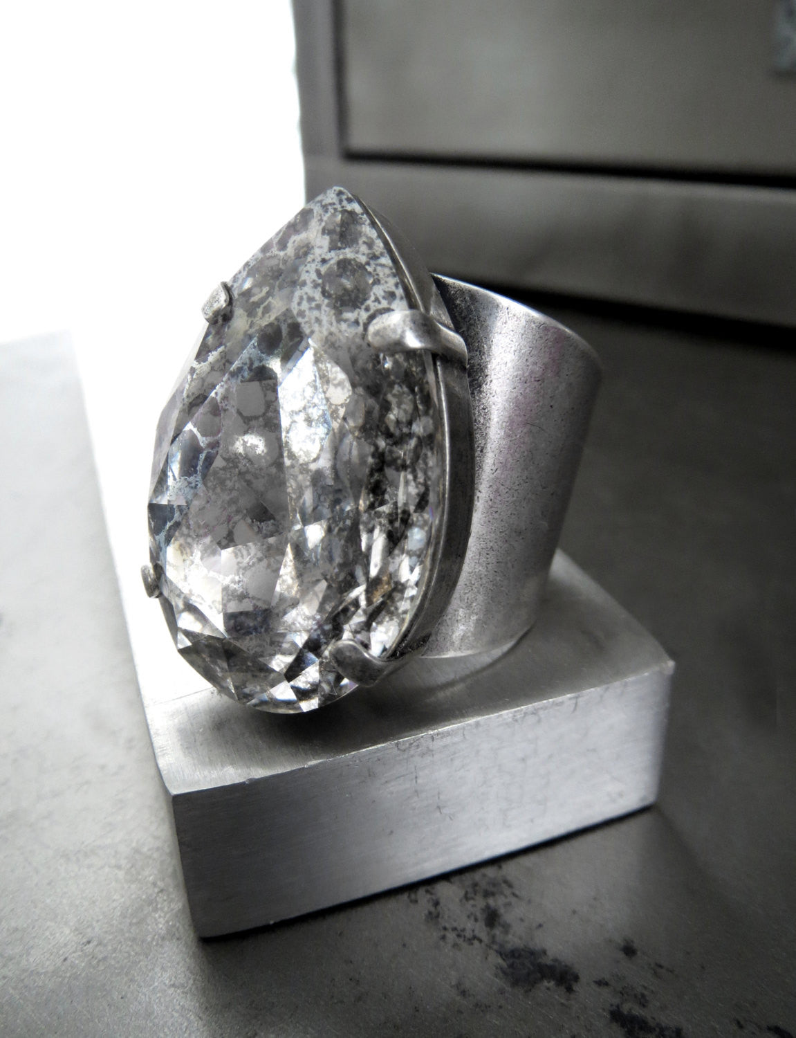 BEWITCHED - Large Modern Teardrop Silver Patina Crystal Ring