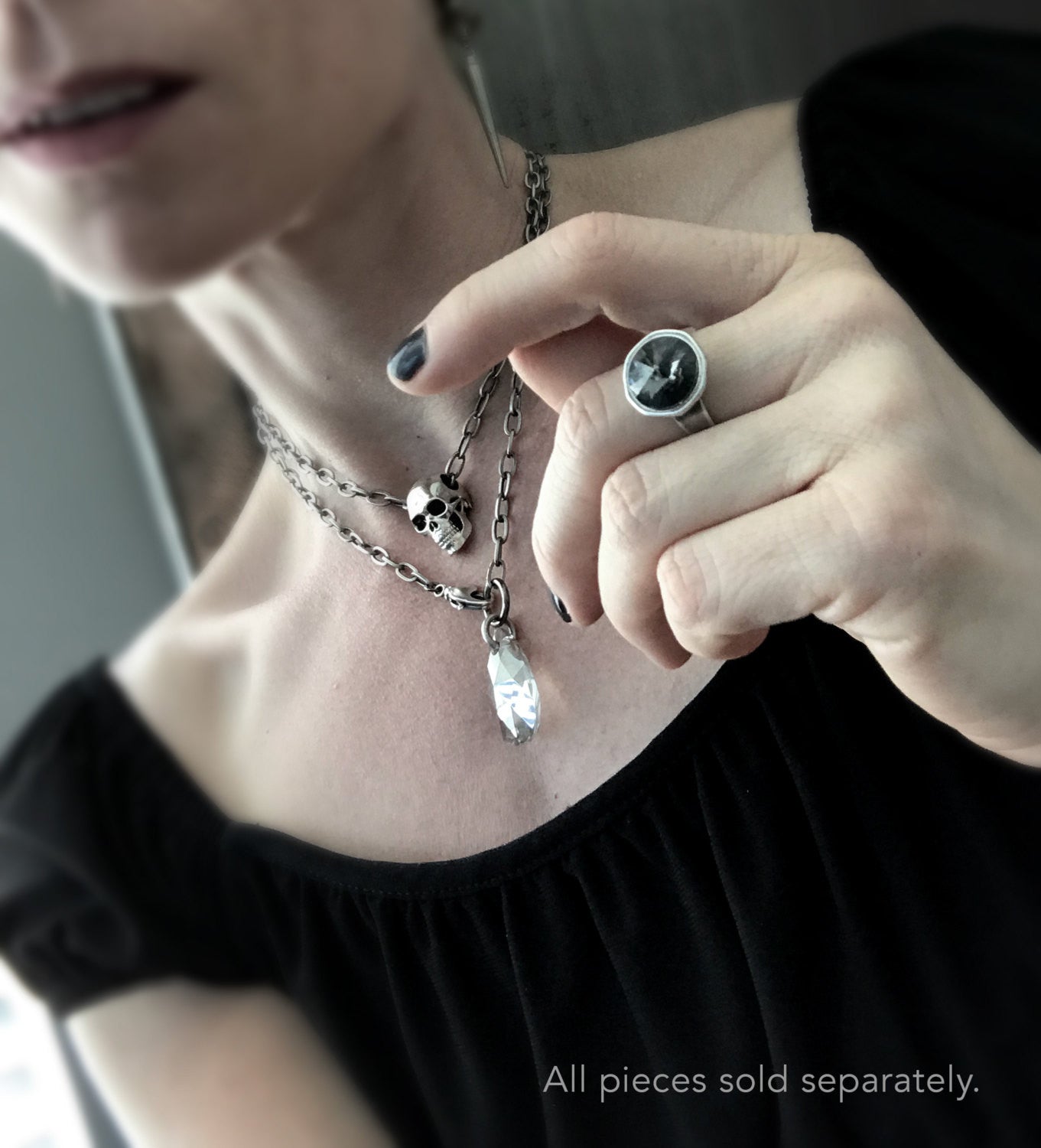 Black Night Round Crystal Ring