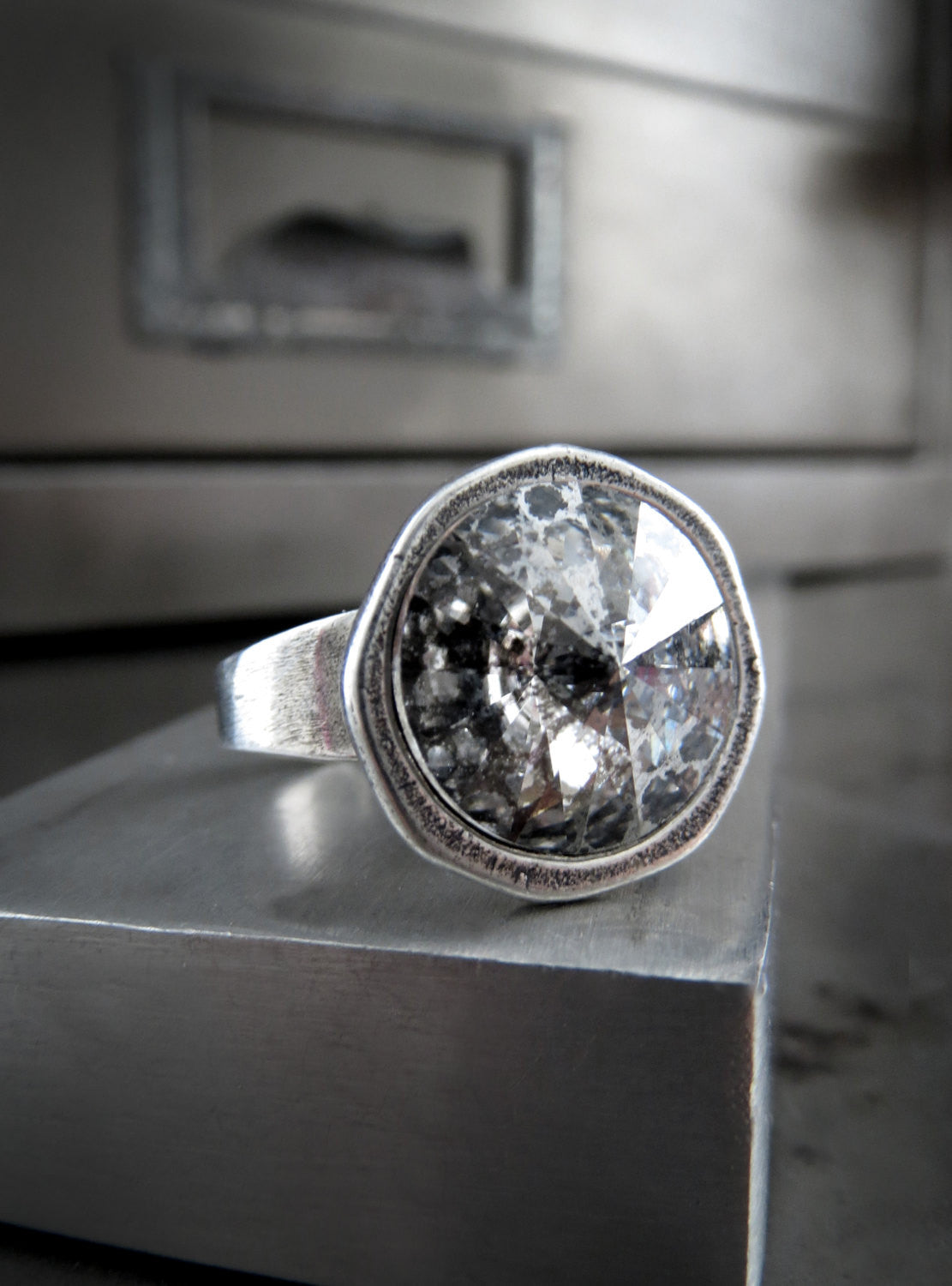 MERCURY MOON - Silver Patina Crystal Rivoli Ring