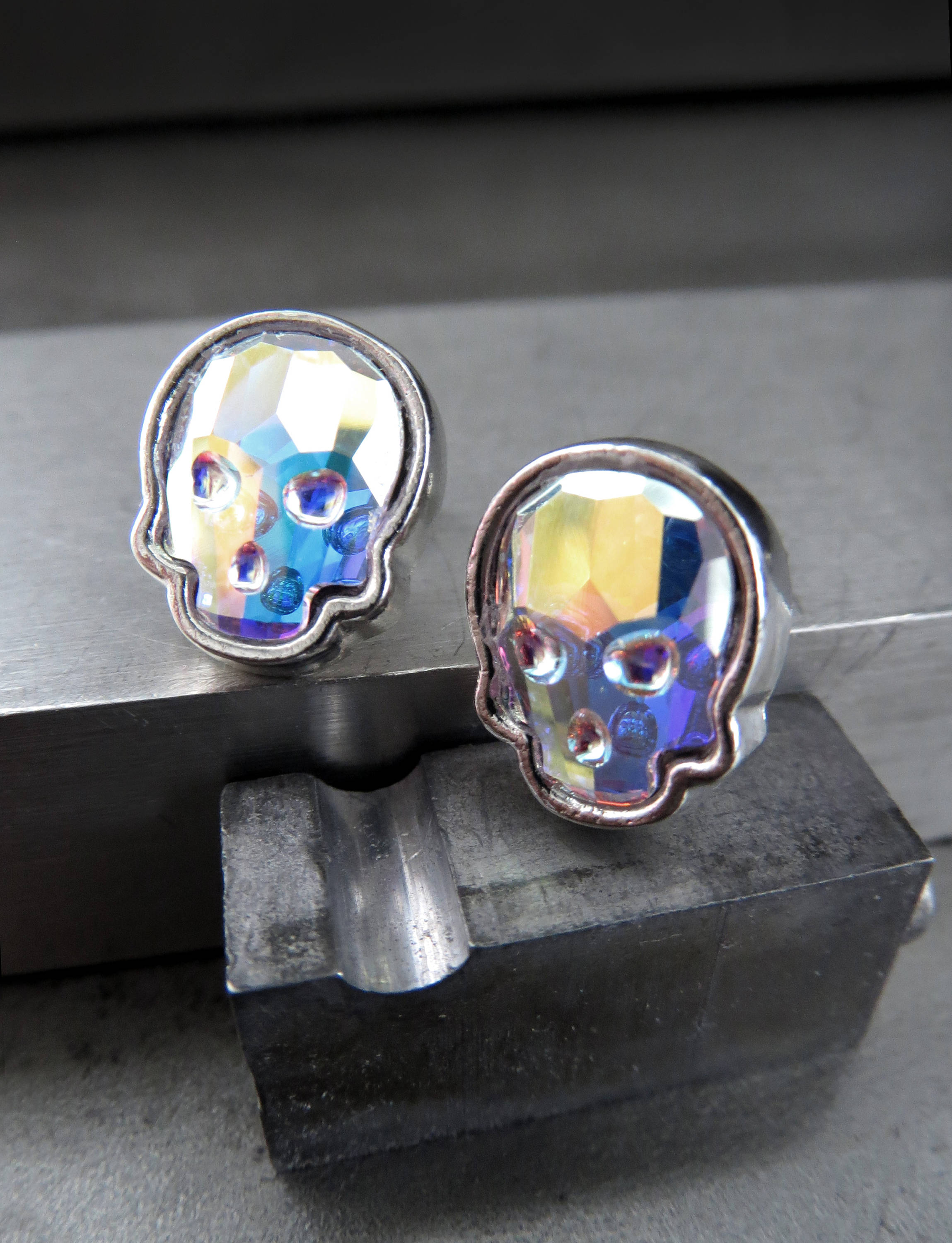 Iridescent Shimmer Crystal AB Skull Stud Earrings - Silver