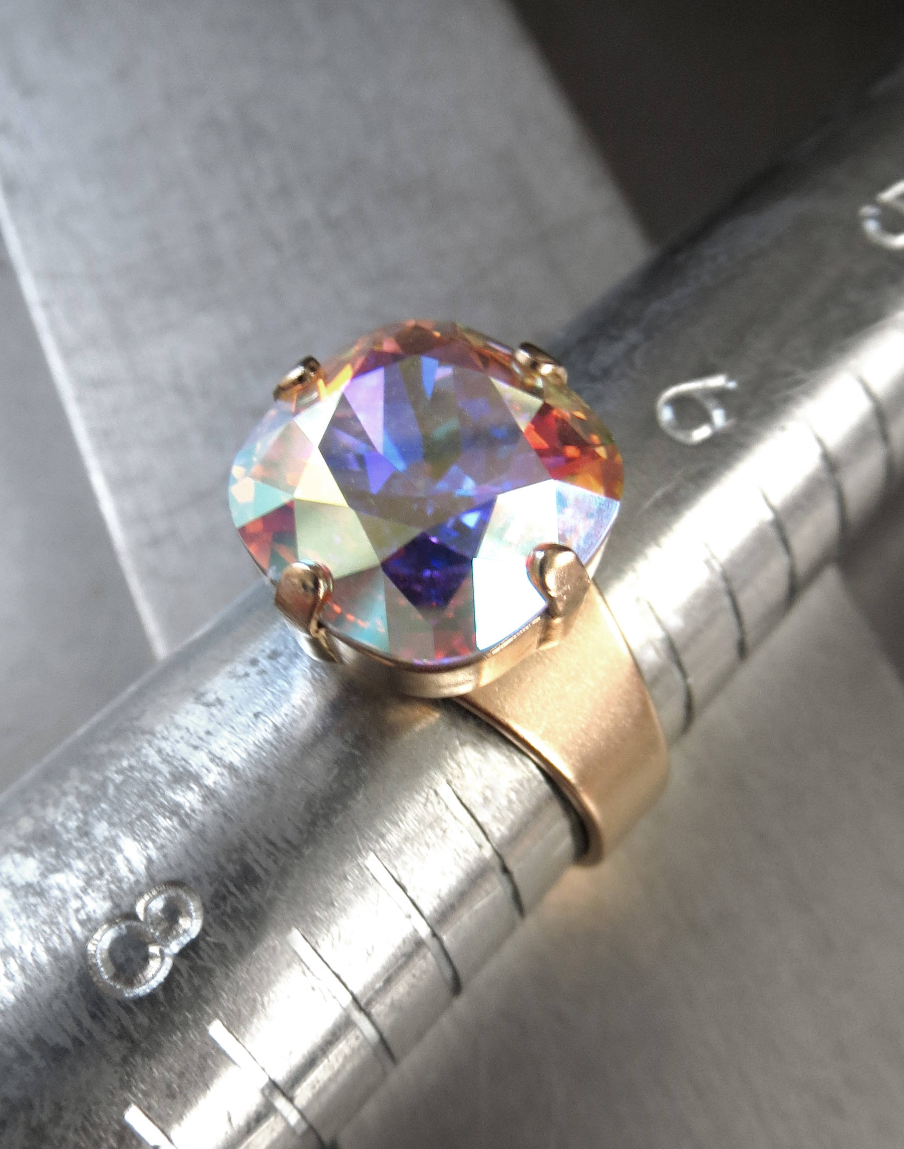 SHIMMER GOLD - Sparkling Ring with AB Crystal