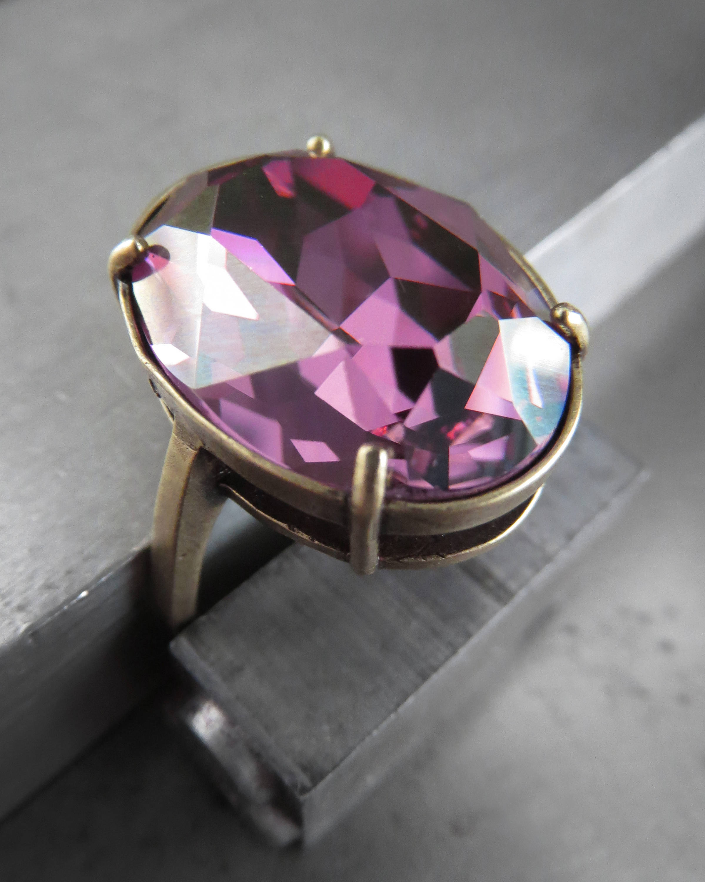 Gilded Royal Lilac Oval Crystal Ring