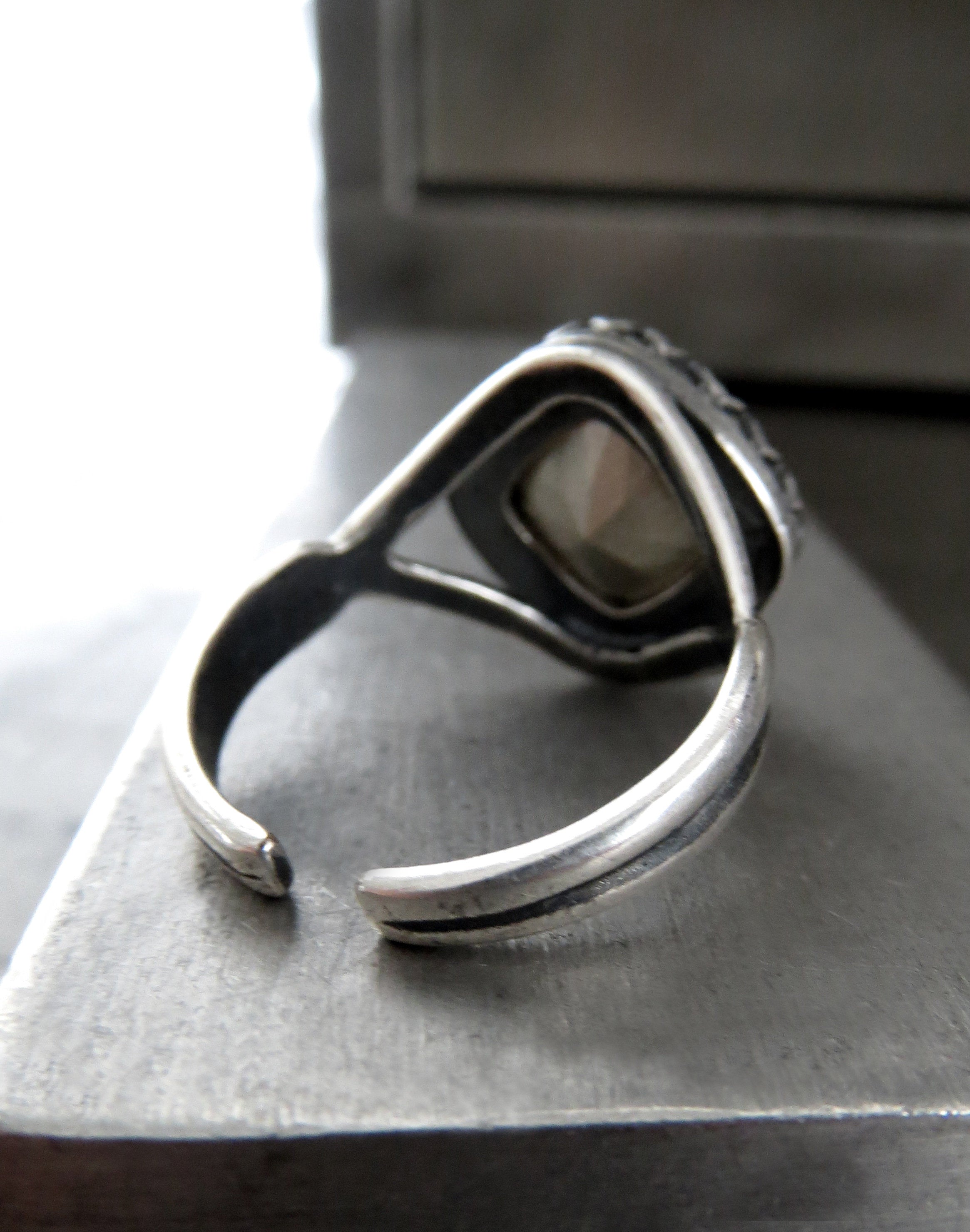 ETERNITY - Romantic Black Diamond Crystal Ring