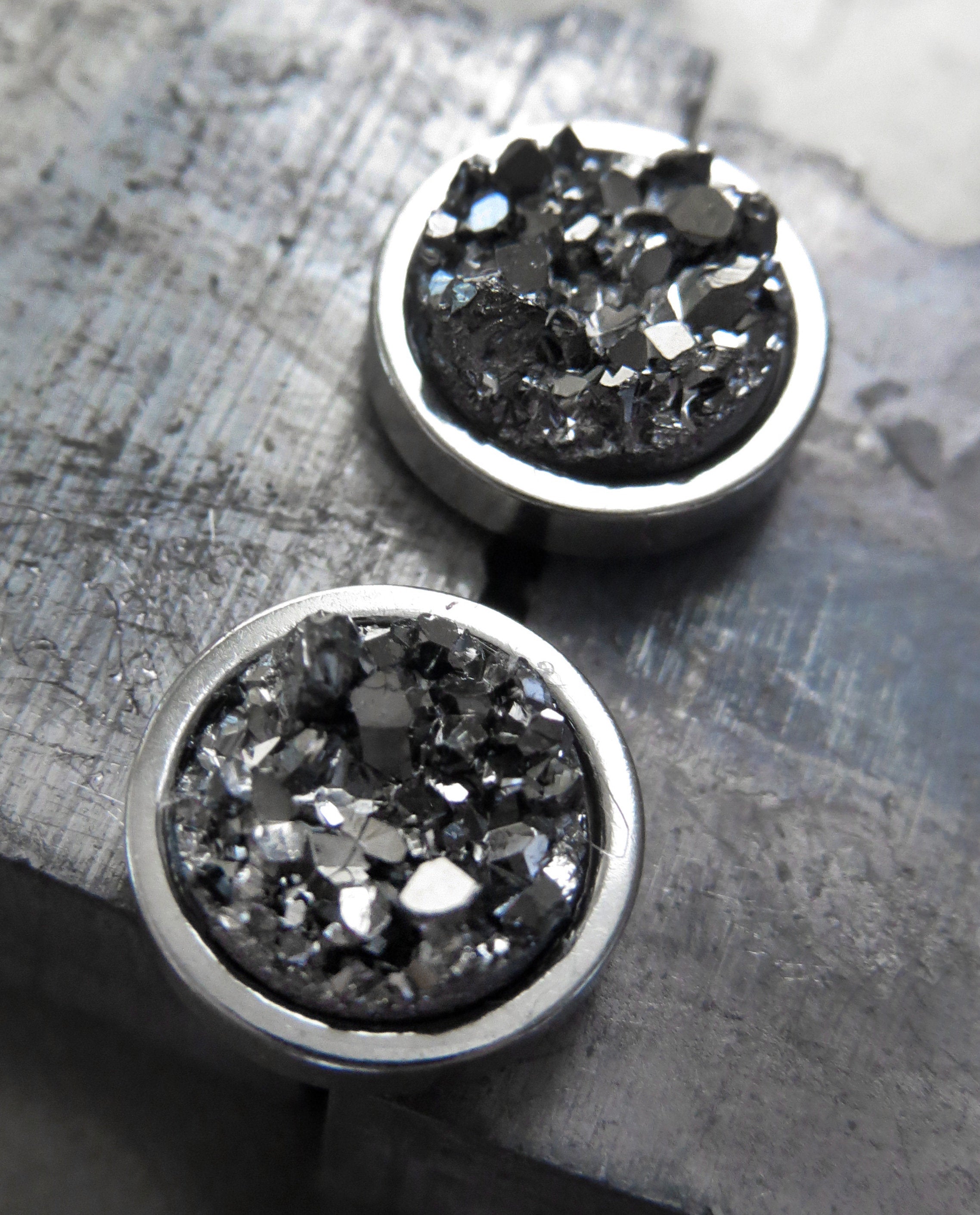 ROUGH TERRAIN - Metallic Gunmetal Stud Earrings with Simulated Druzy Stone in Dark Grey - Large Modern Post Earrings for Men Unisex Women