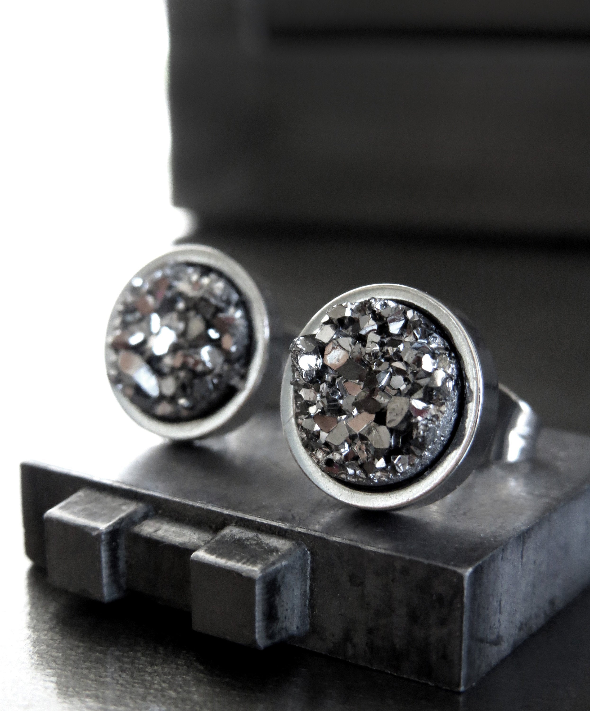 ROUGH TERRAIN - Metallic Gunmetal Stud Earrings with Simulated Druzy Stone in Dark Grey - Large Modern Post Earrings for Men Unisex Women
