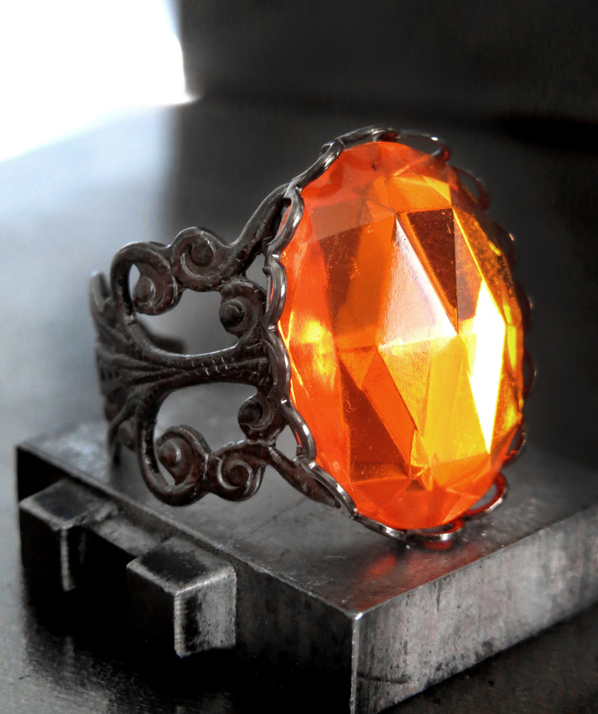 Bright Orange Halloween Pumpkin Ring, Black Gunmetal Filigree Adjustable Ring, Faceted Orange Vintage Glass, Goth Gothic Halloween Jewelry
