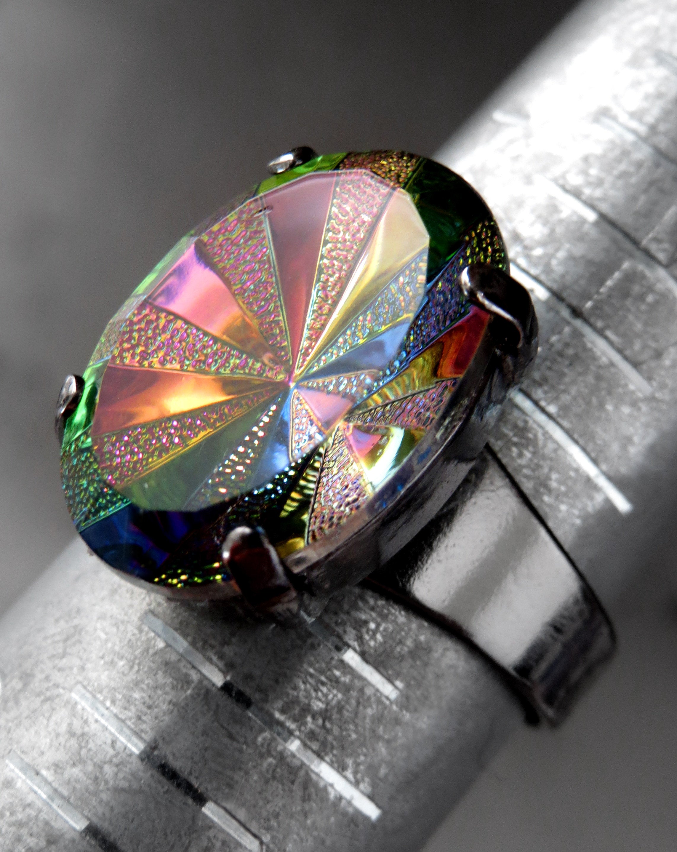 FADED DISCO MEMORIES - Rainbow Starburst Ring with Vintage Glass