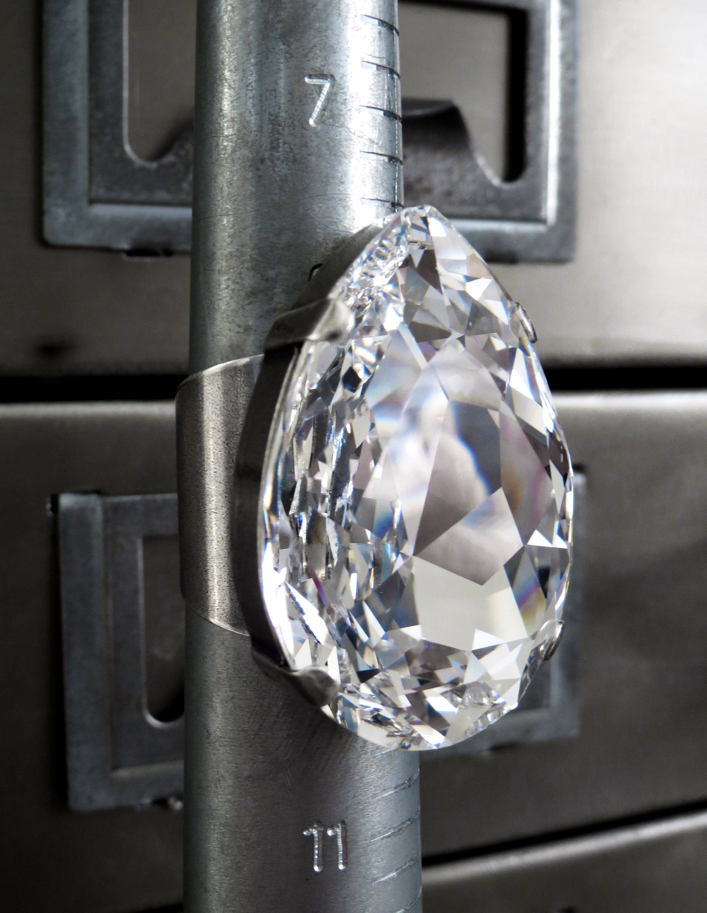 STAR STRUCK - Extra Large Teardrop Clear Crystal Cocktail Ring