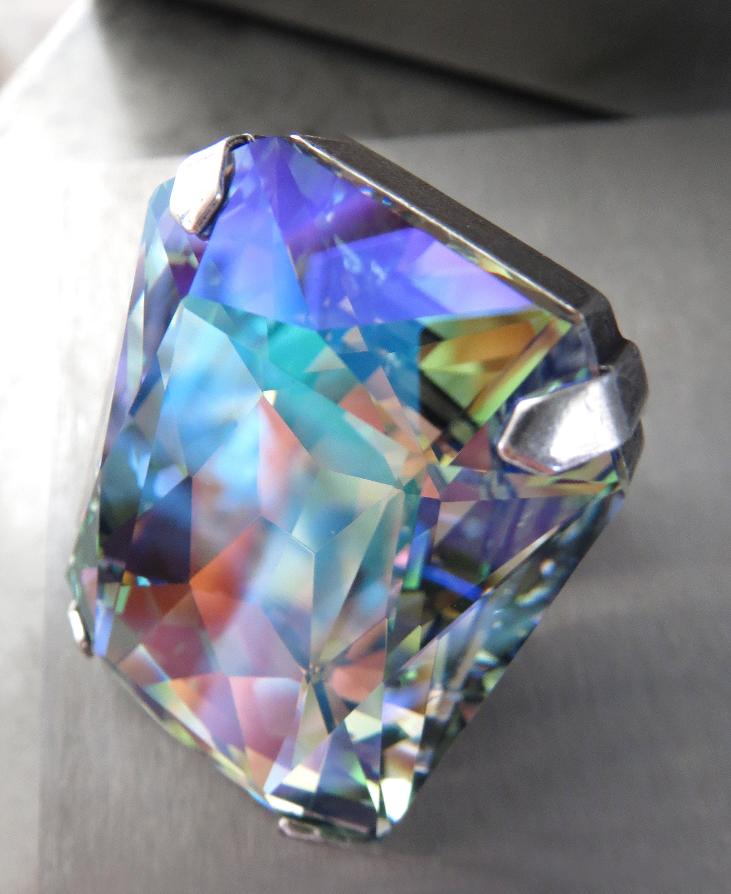 WIZARD - Iridescent Crystal Cocktail Ring with Extra Large Crystal