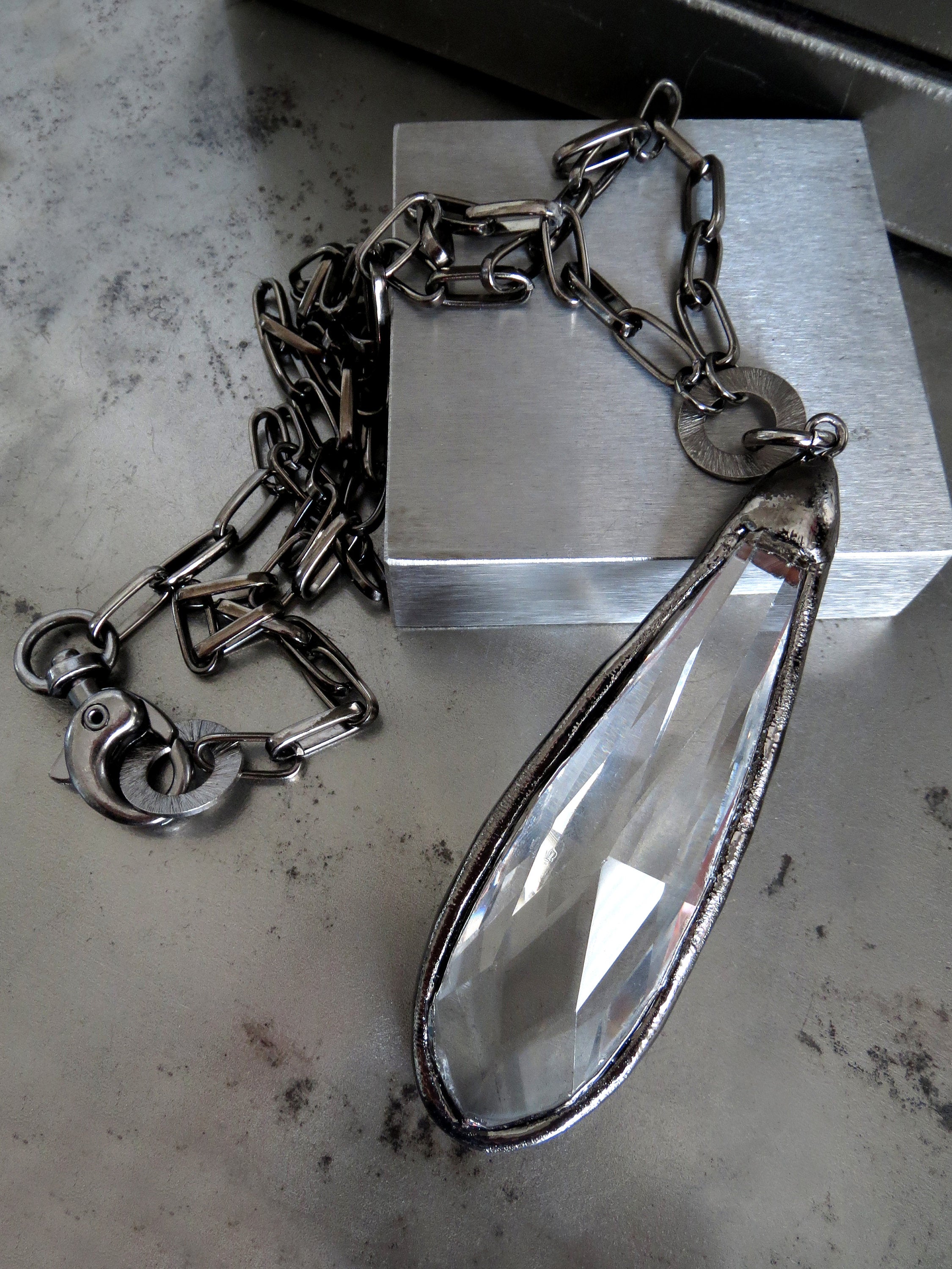 REVEAL - Long Clear Glass Teardrop Pendant Necklace
