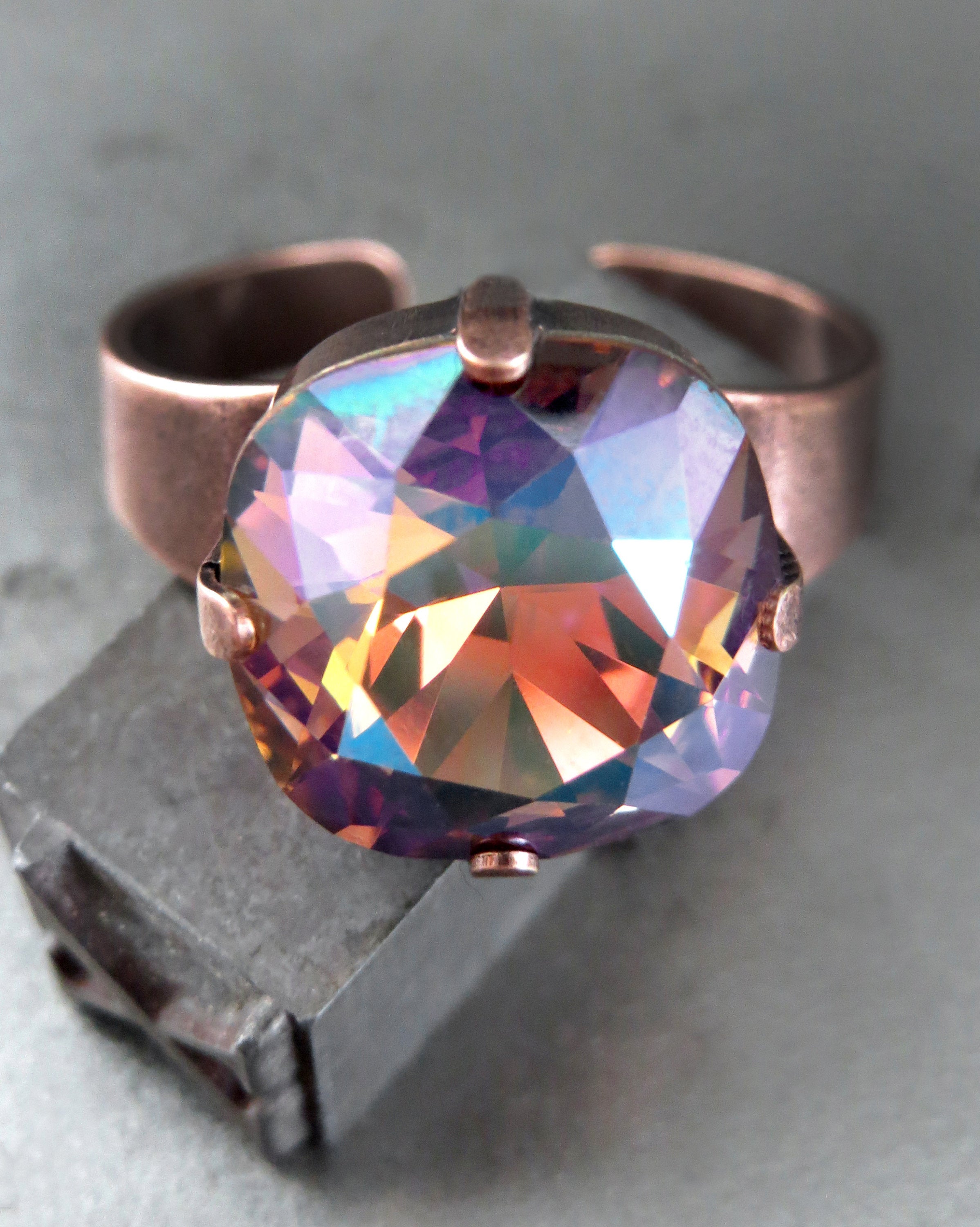 WARM REGARDS - Multicolor Mystical Crystal Ring