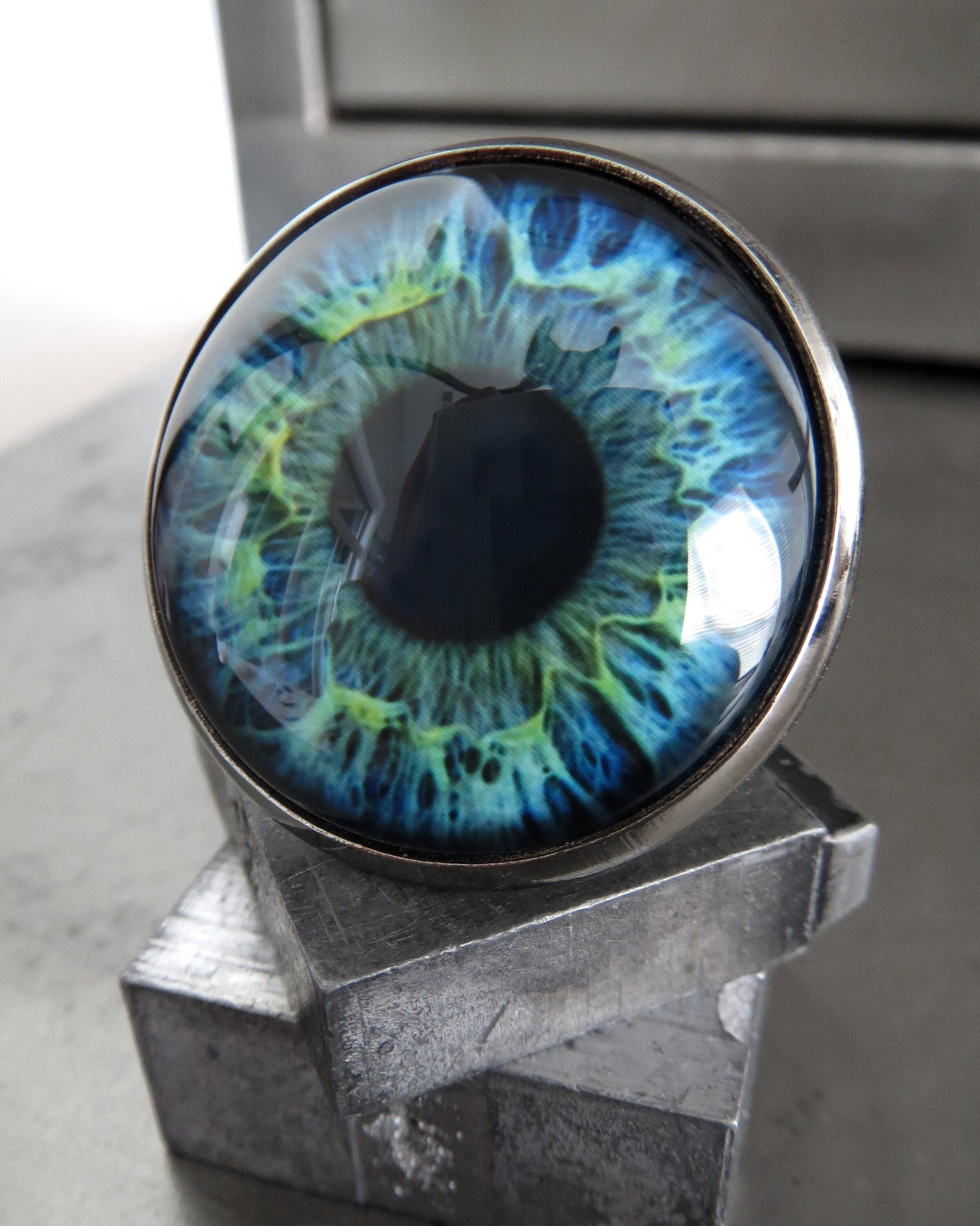 Blue-Green Eyeball Ring- 2 Sizes - Photo-Realistic Eye Ball Ring, Evil Eye Ring, Adjustable Black Ring Band - Goth Halloween Gift for Teen