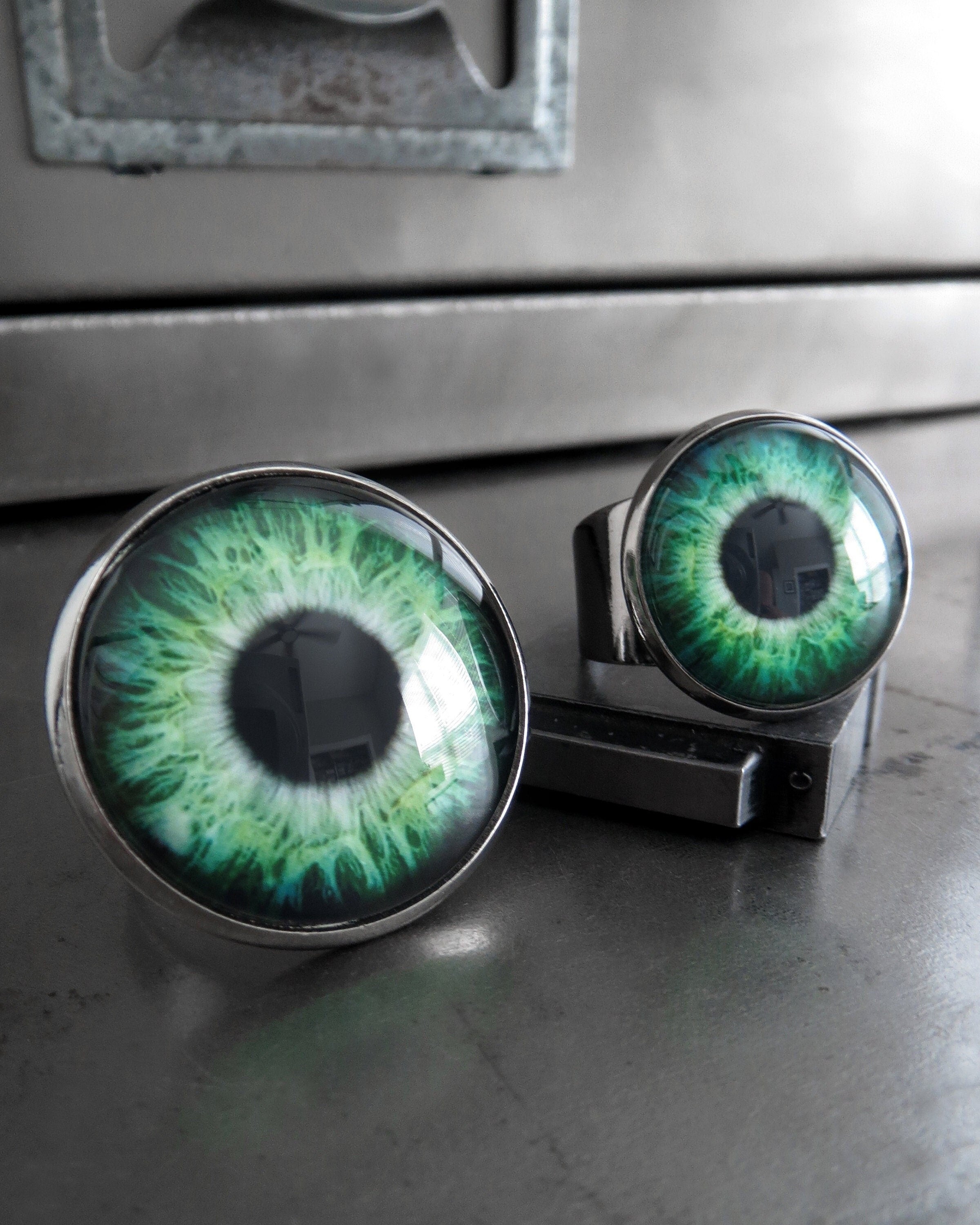 Monster Green Eyeball Ring - Two Sizes - Realistic Eye Ball Ring, Evil Eye Ring, Adjustable Black Ring Band - Goth Halloween Gift for Teen
