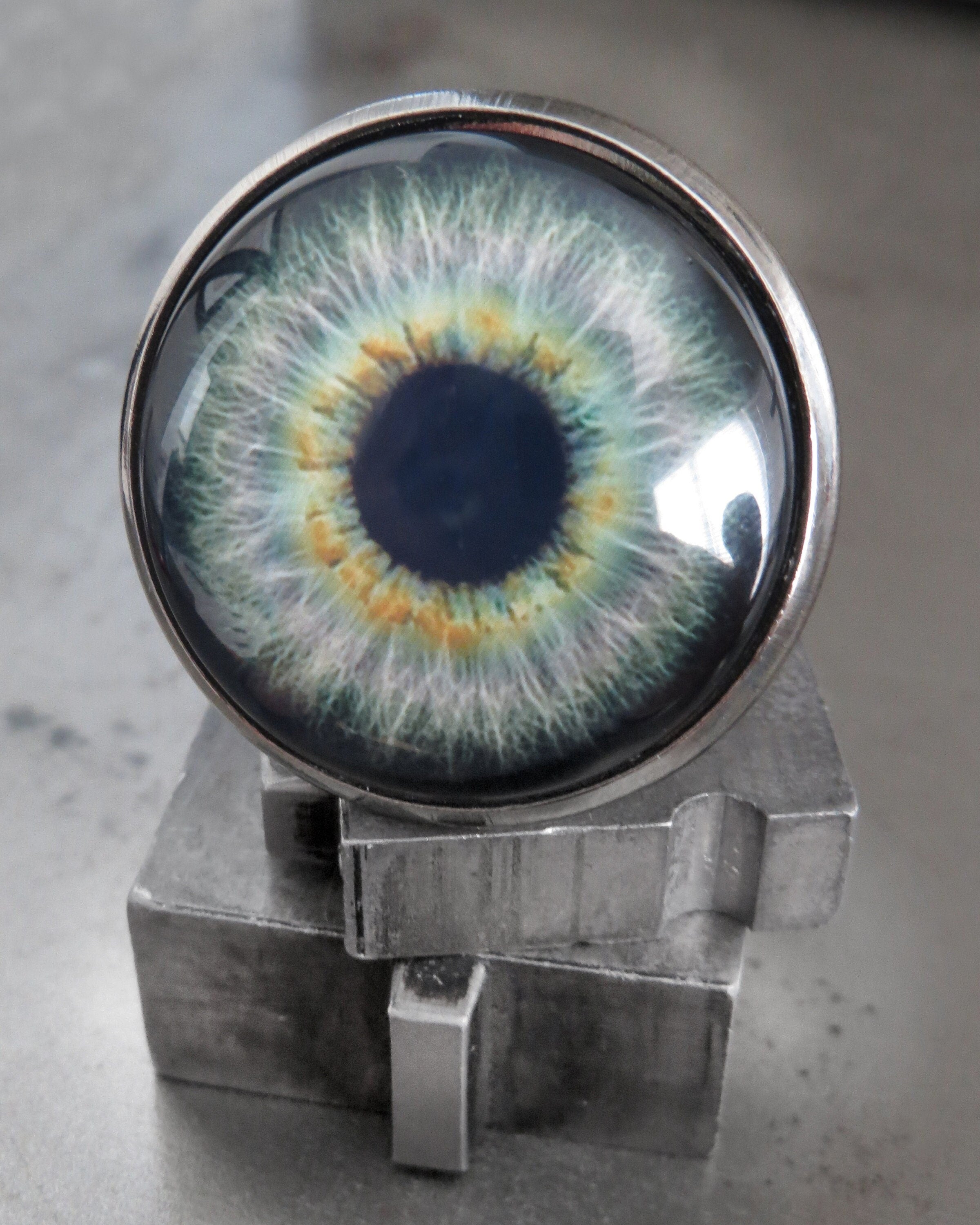 Realistic hot sale eye ring