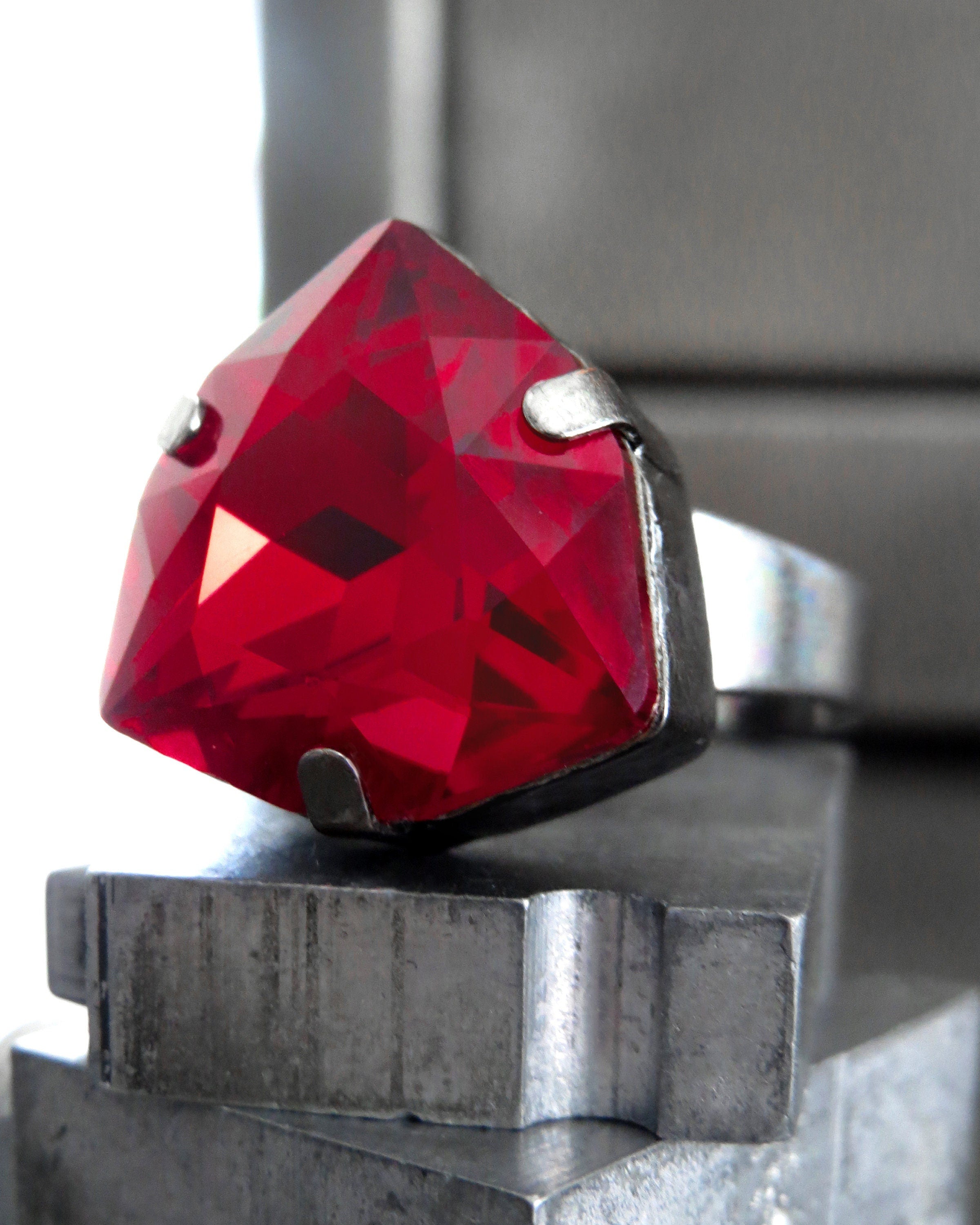 SCARLET - Regal Red Crystal Ring - Triangle Shape Trilliant Wicked Red Crystal Ring - Antiqued Silver Adjustable Ring Band