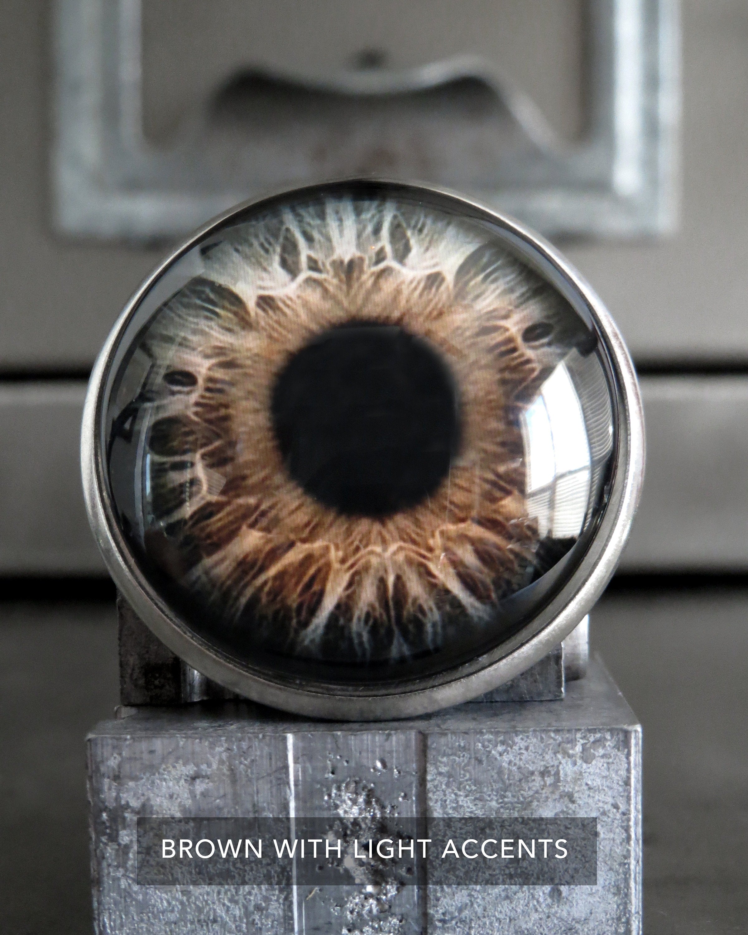 Realistic Eyeball Pin Button - 6 Colors - Grey Green Aqua Blue Brown Eyeball Pins - Fun Halloween Trick or Treat Gift Teenage Boy Girl Teen