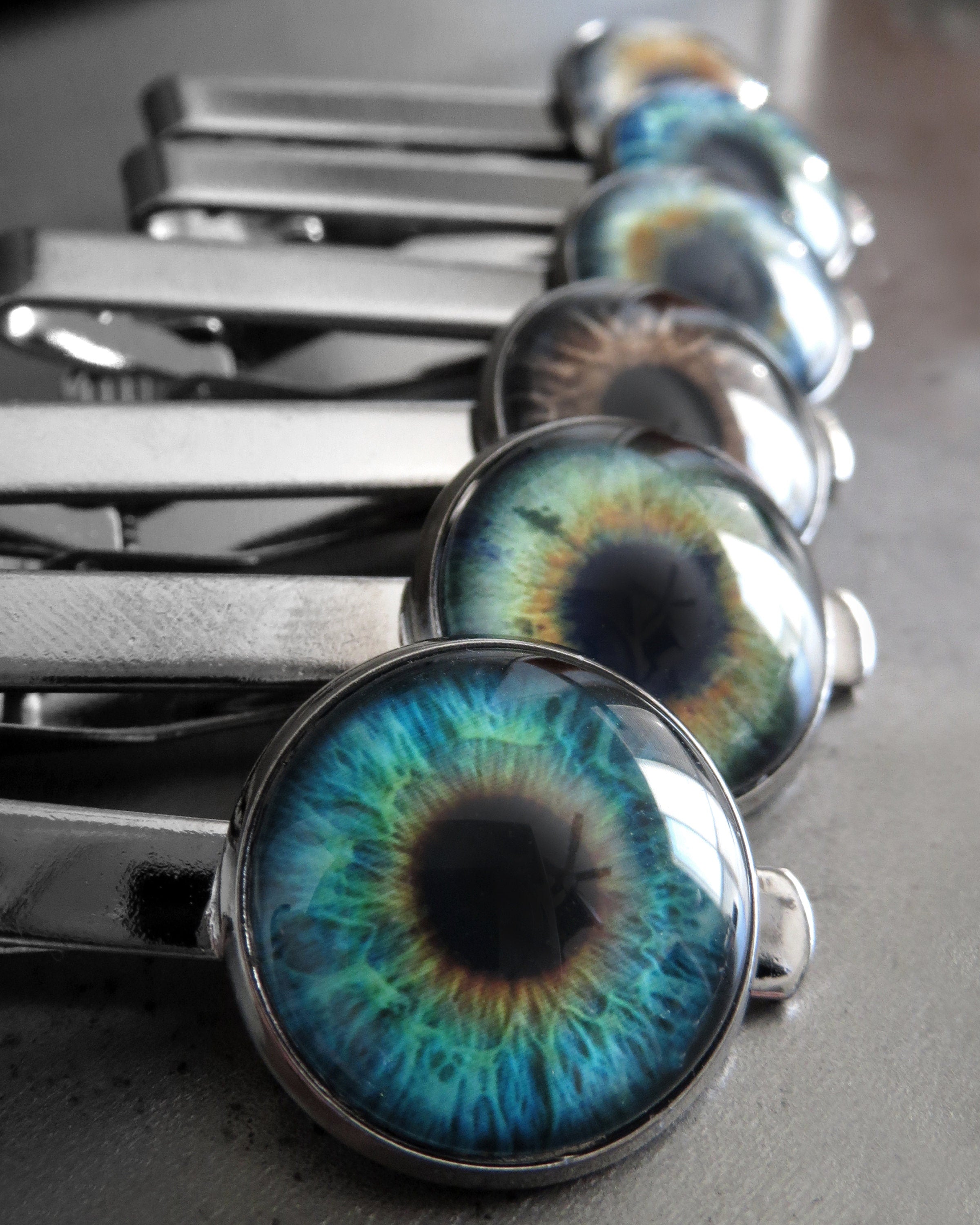 Realistic Eyeball Tie Clip - 6 Colors - Grey Green Brown Blue Eyeball Tie Bar Tack - Goth Halloween Wedding Groom Groomsmen, Ophthalmologist