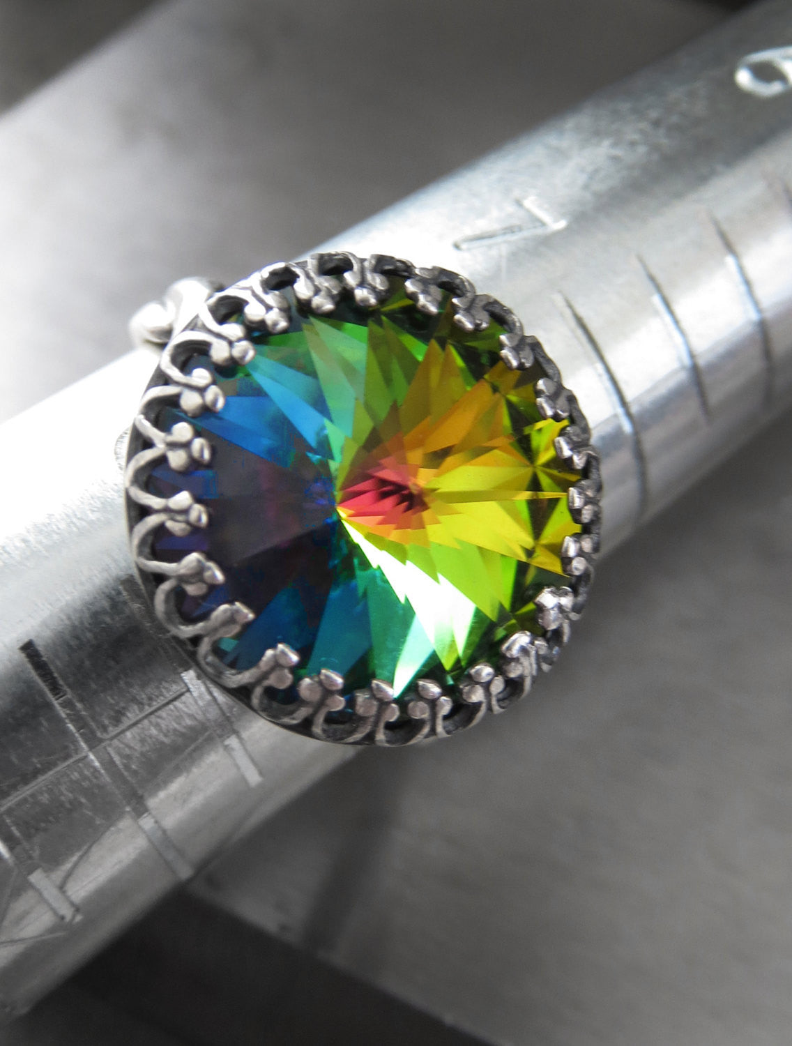 Rainbow Rivoli Crystal Ring - Vintage Style Crown Bezel