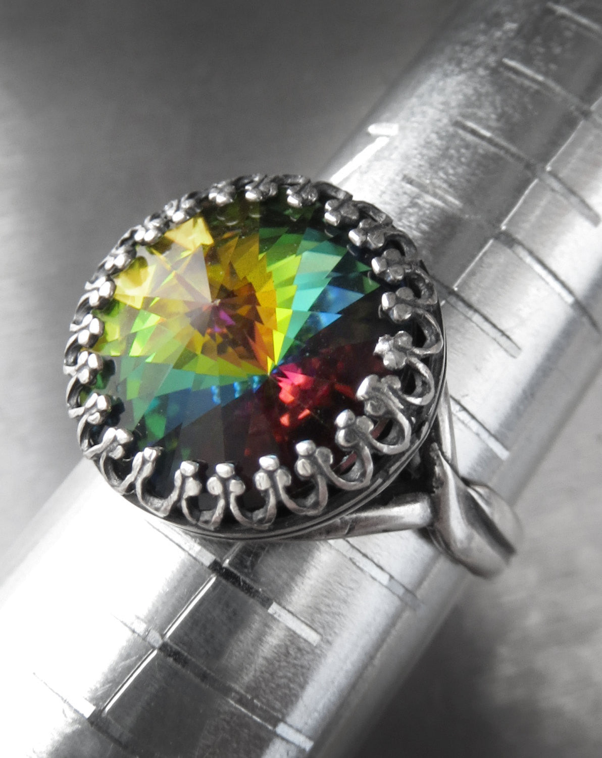 Rainbow Rivoli Crystal Ring - Vintage Style Crown Bezel