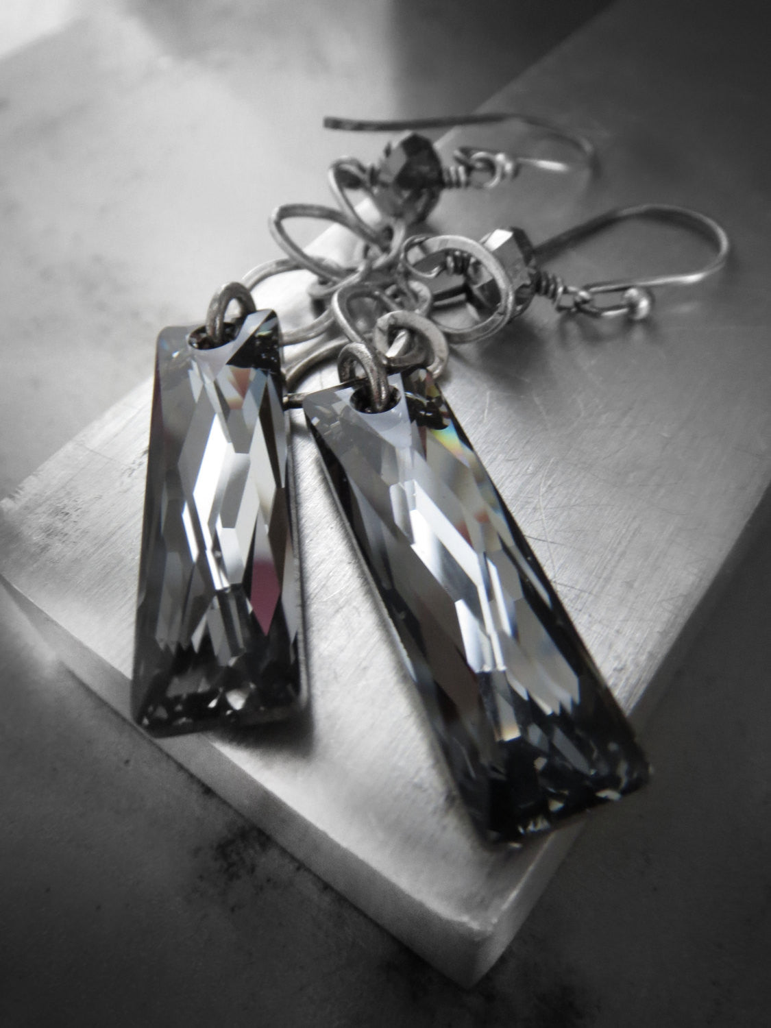 DRAMA - Modern Long Sleek Earrings with Black Night Crystal