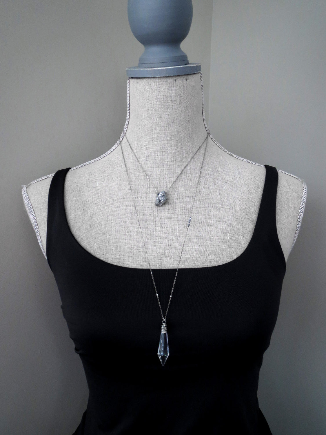 EXACT - Wire-Wrapped Spike Crystal Necklace with Oxidized Silver Chain