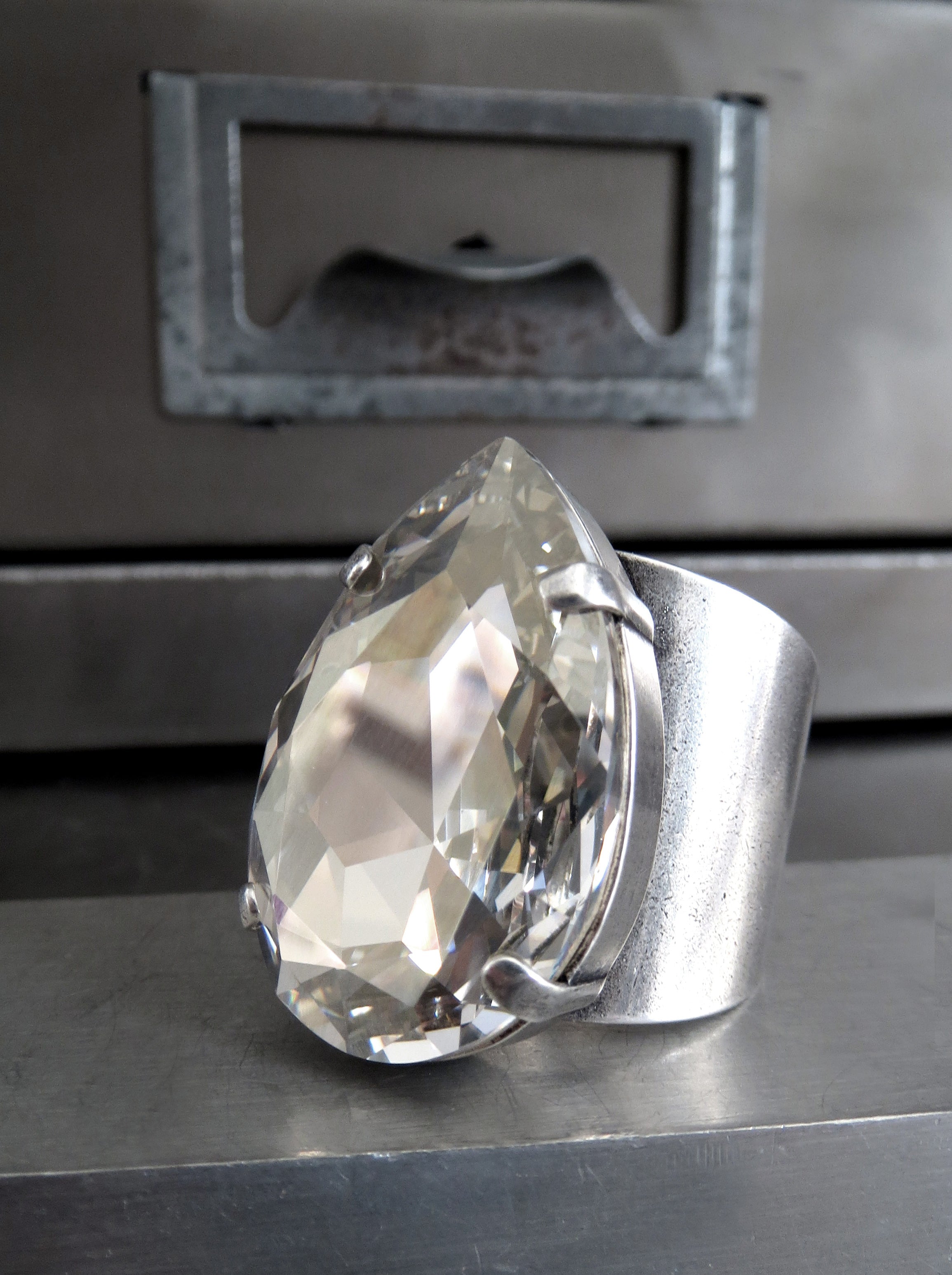 ILLUMINATE - Large Teardrop Crystal Ring - Crystal Silver Shade