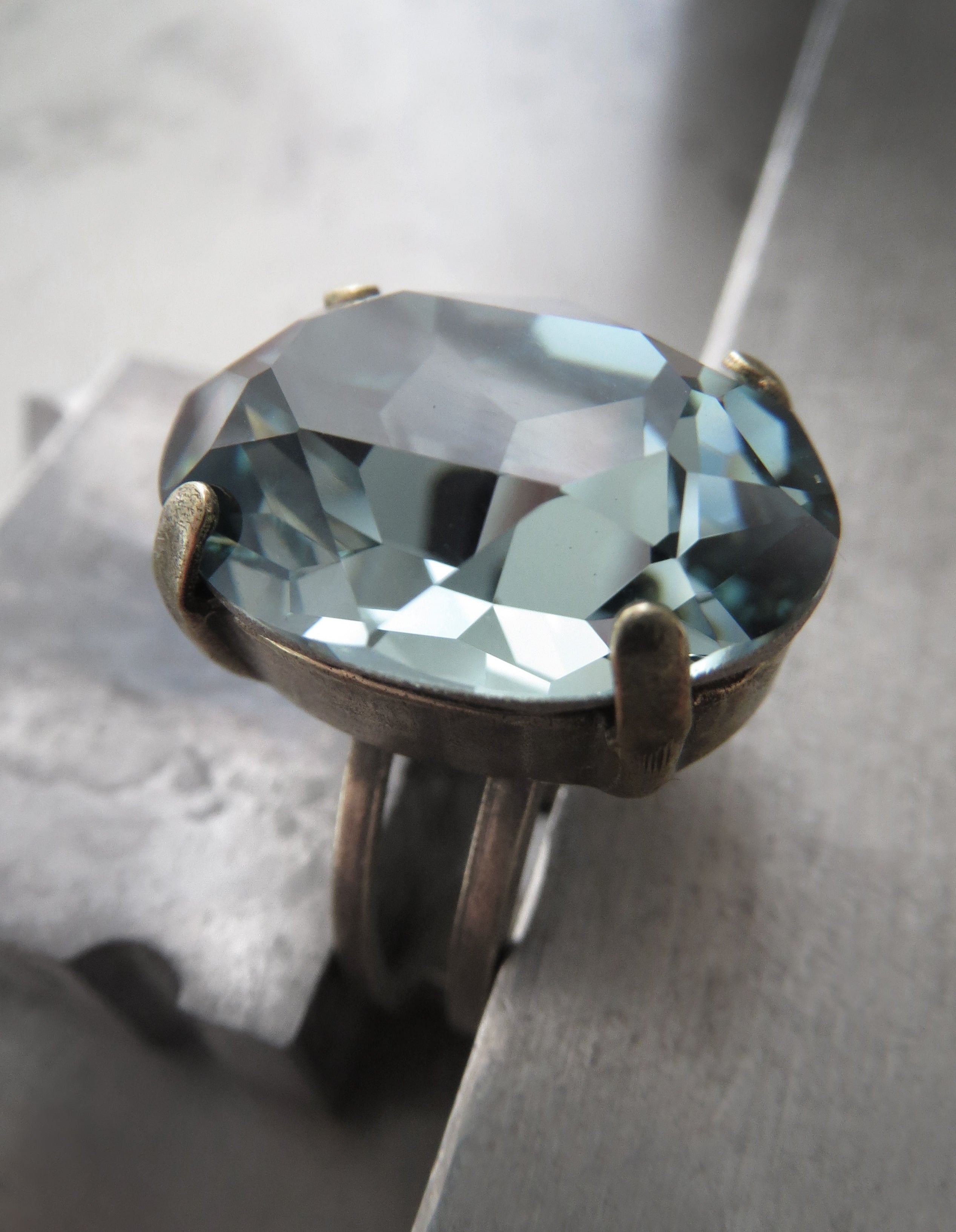VINTAGE SEAFOAM - Muted Green-Blue Crystal Ring - Antiqued Brass