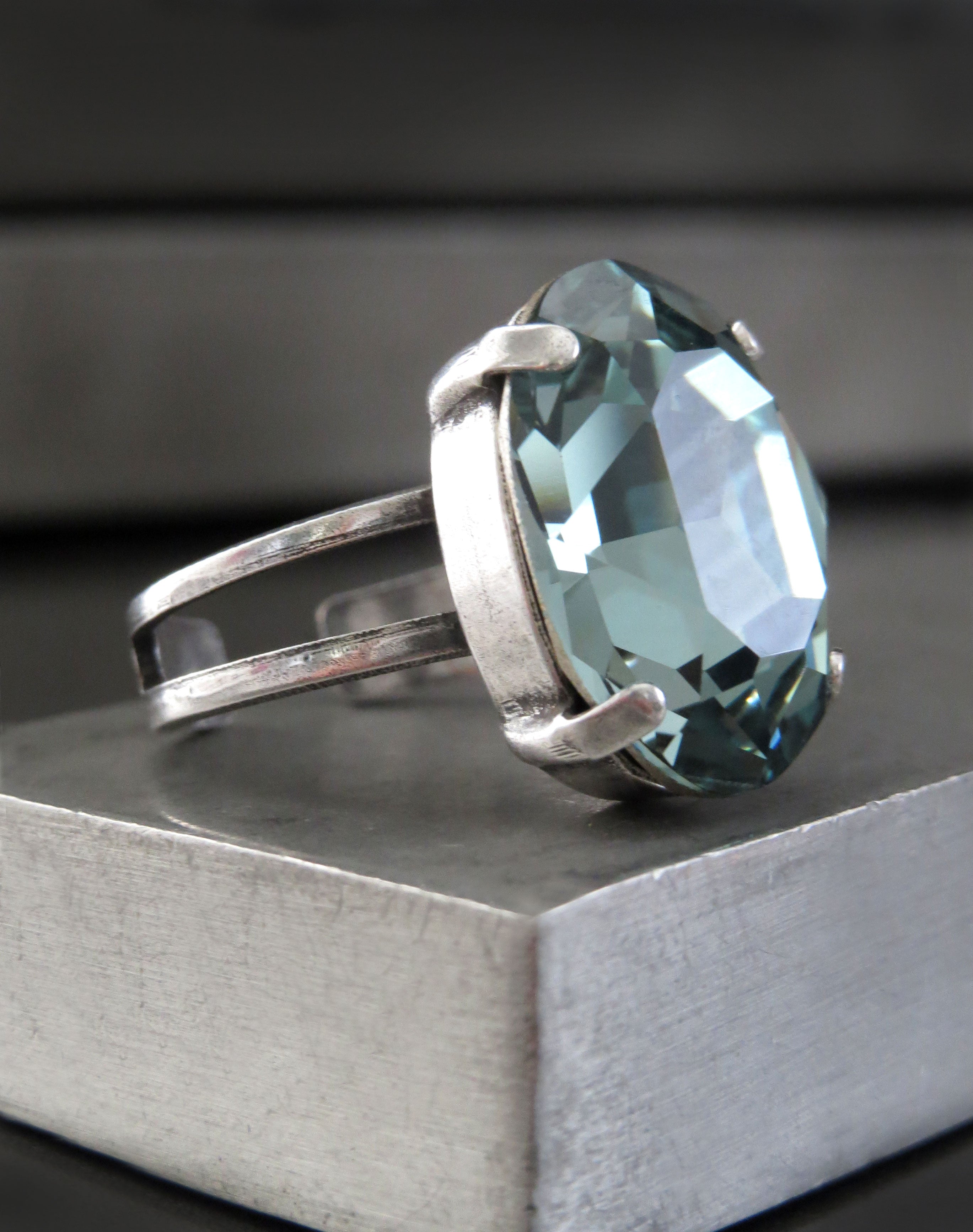 ICED SEAFOAM - Sheer Blue-Green Oval Crystal Ring