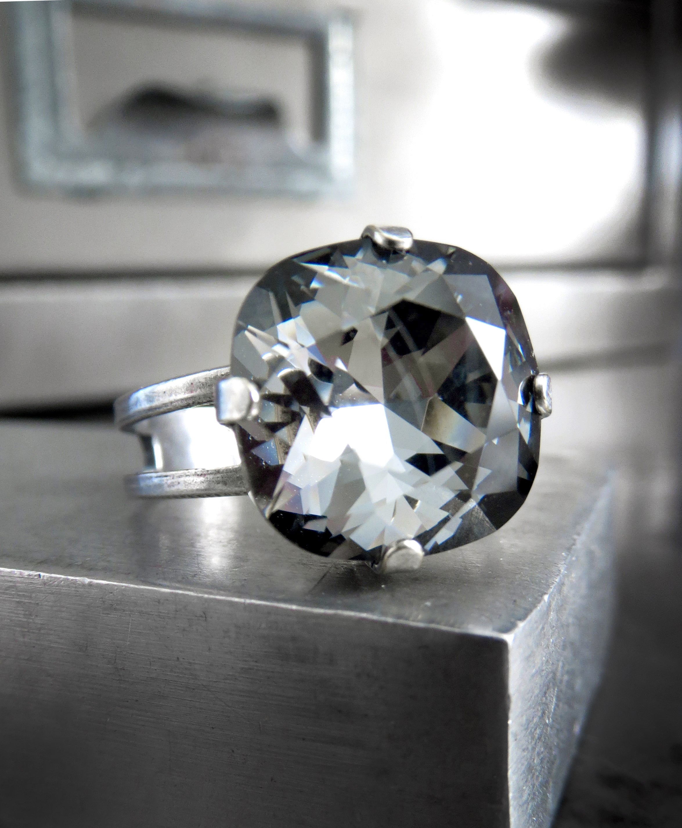 Sufiana Navy Blue American Diamond Finger Ring – AG'S