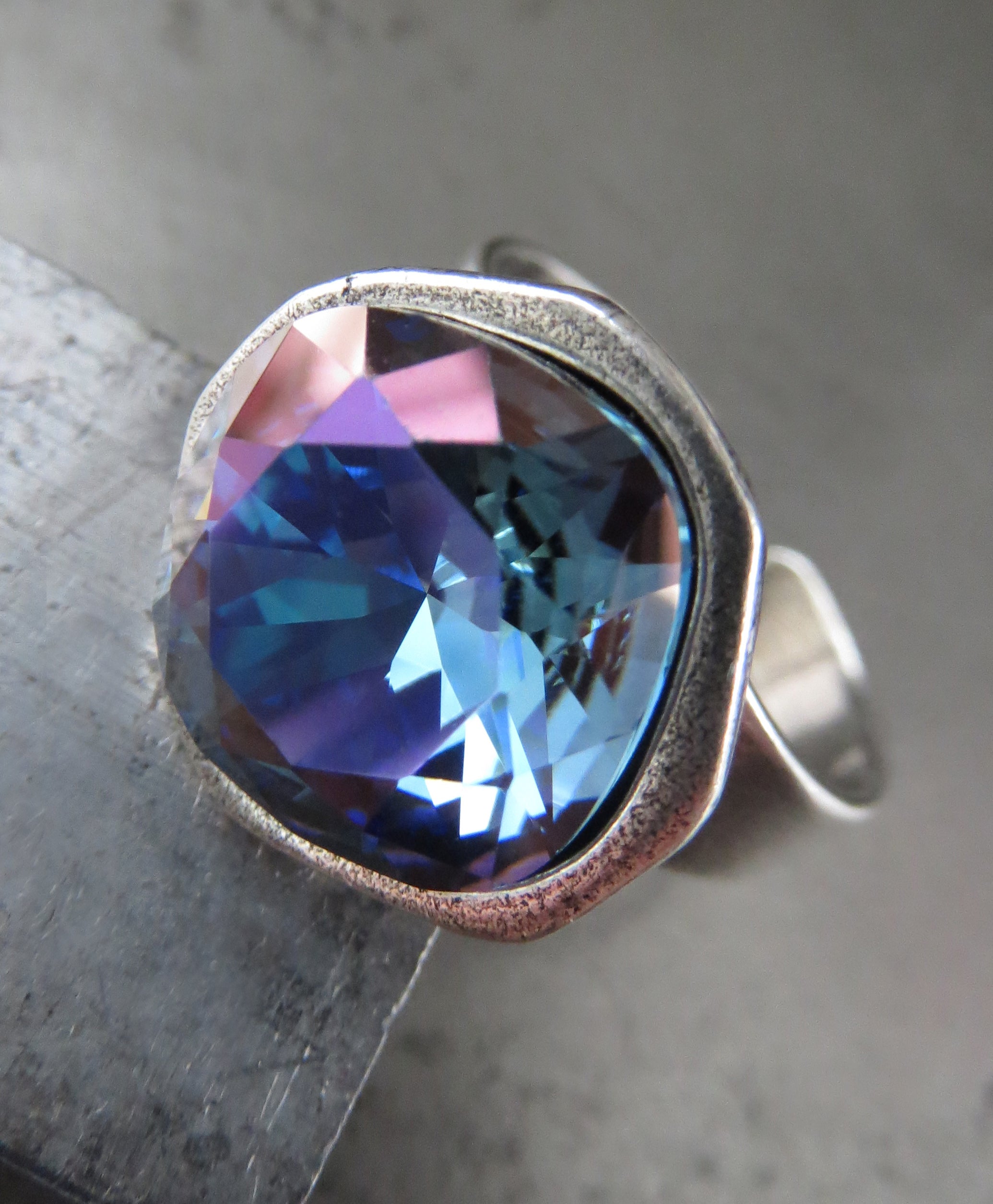 OUT of the DEPTHS - Crystal Ring in Aqua & Dark Blue