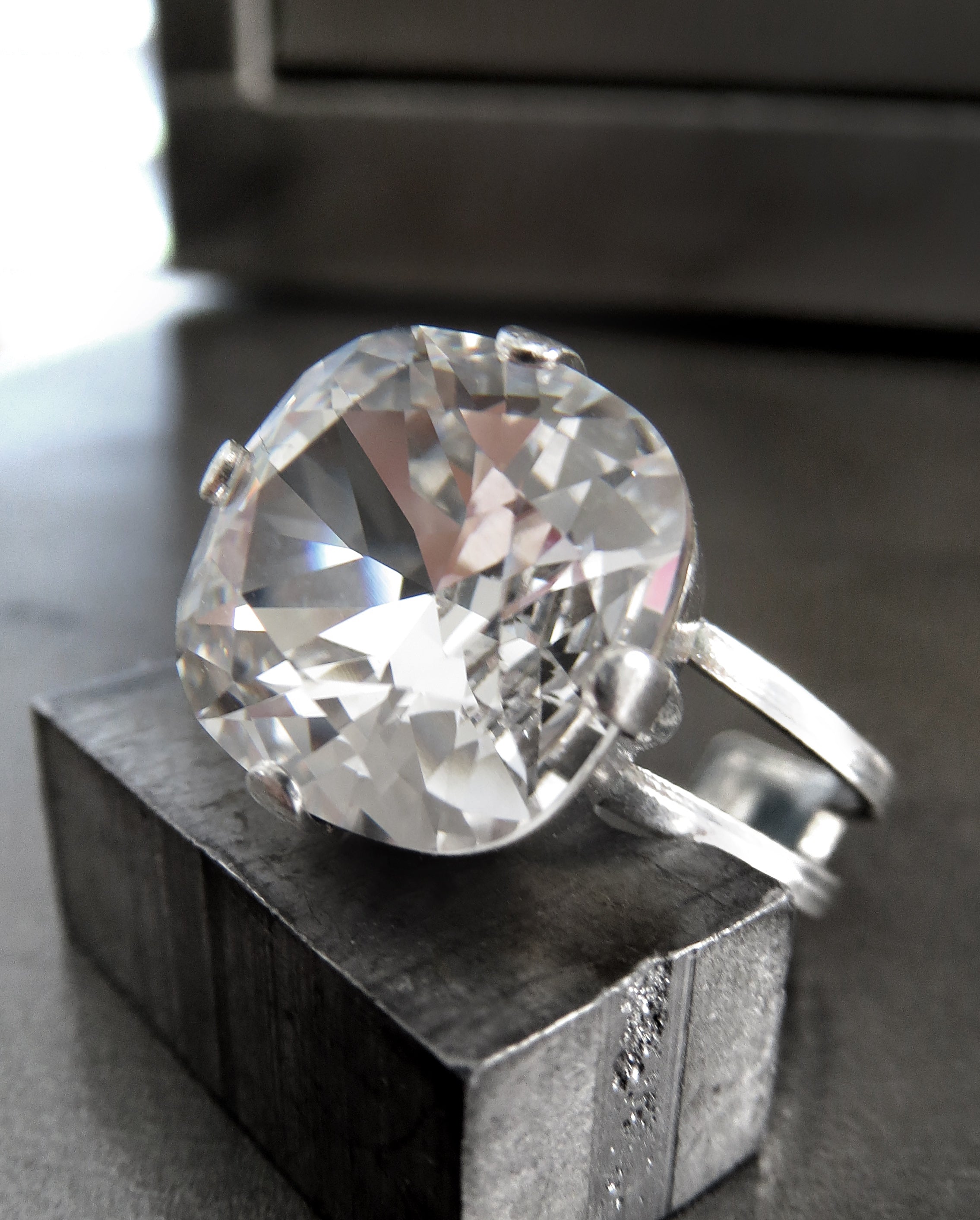 PROMISE - Brilliantly Sparkly Clear Crystal Ring