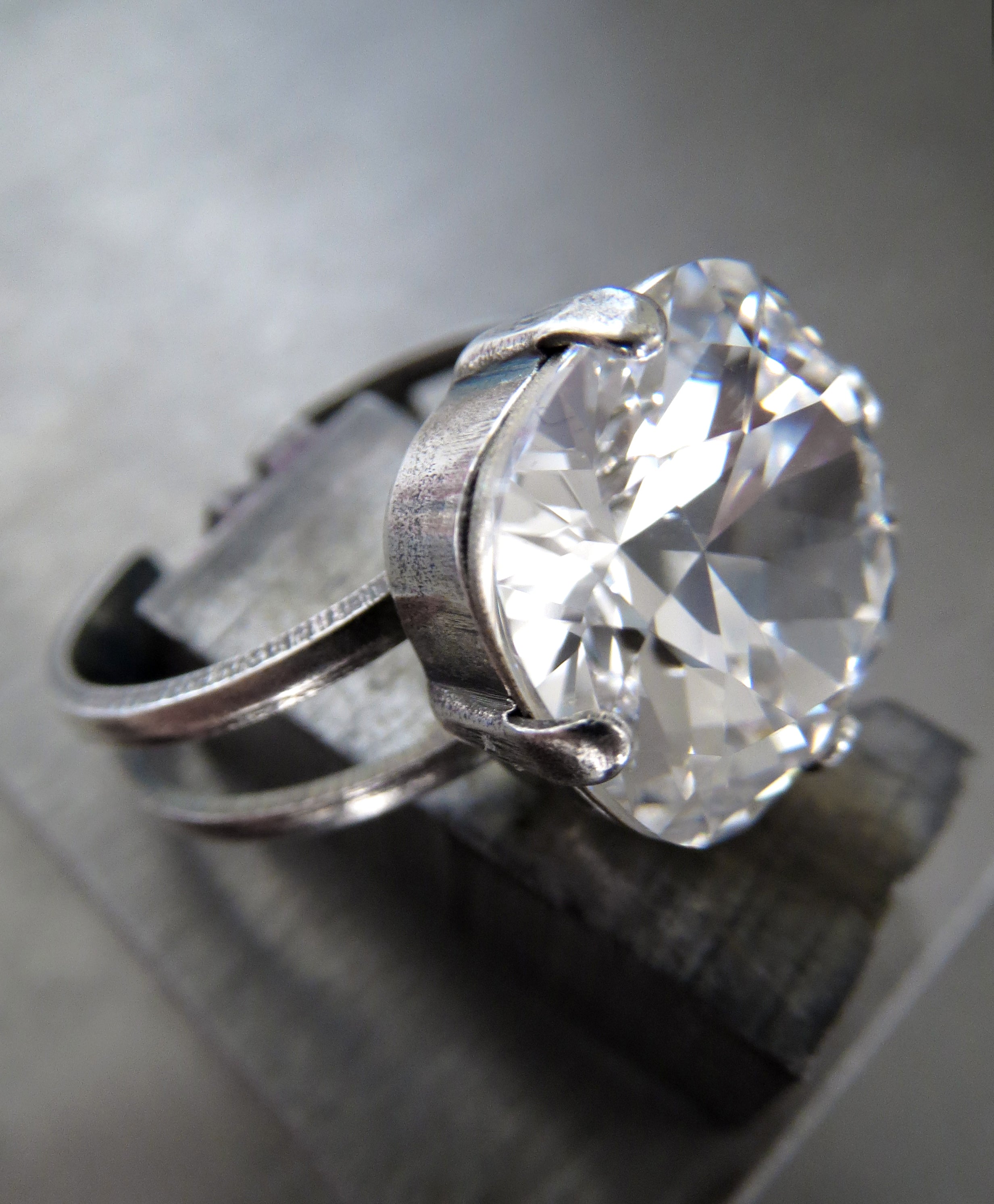 PROMISE - Brilliantly Sparkly Clear Crystal Ring