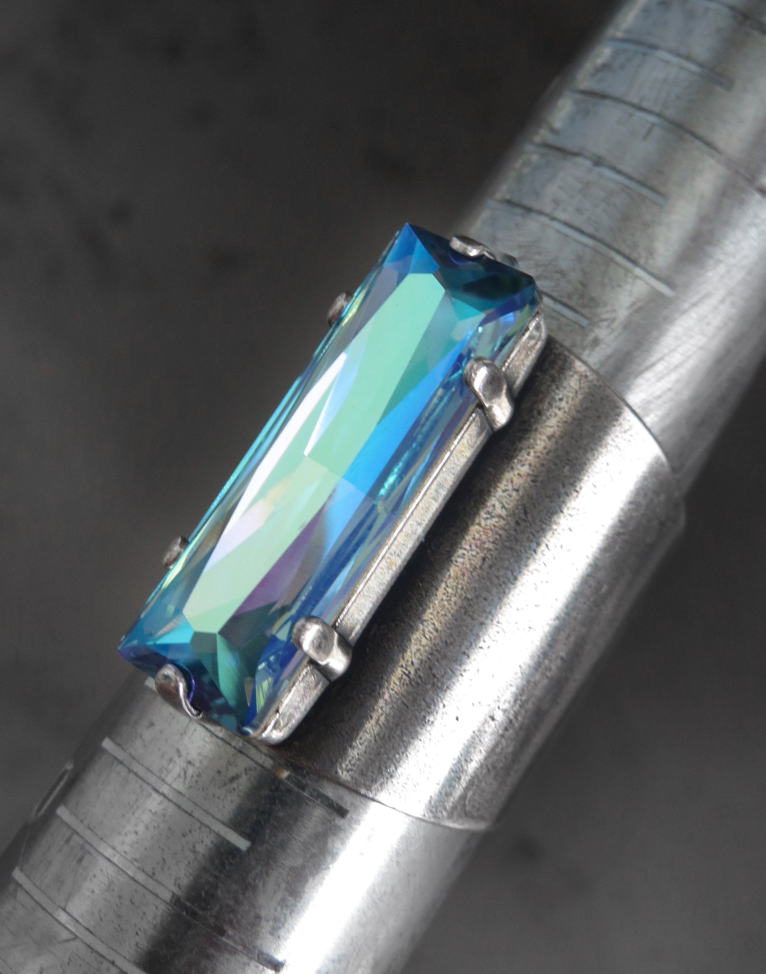 HYPNOTIZE - Limited! Cosmic Aqua Blue Baguette Crystal Ring